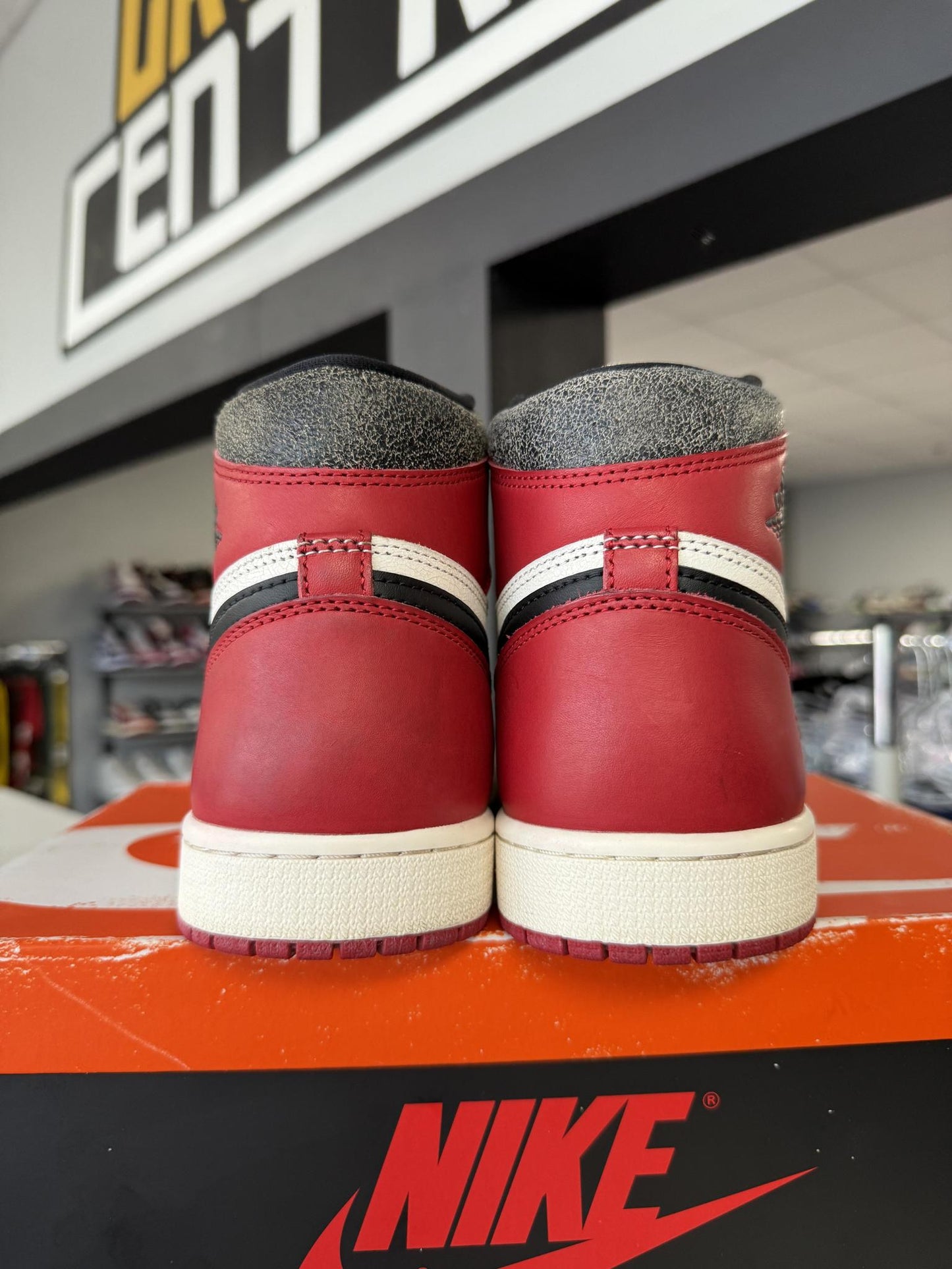 Jordan 1 "Lost and Found" Used Size 10.5