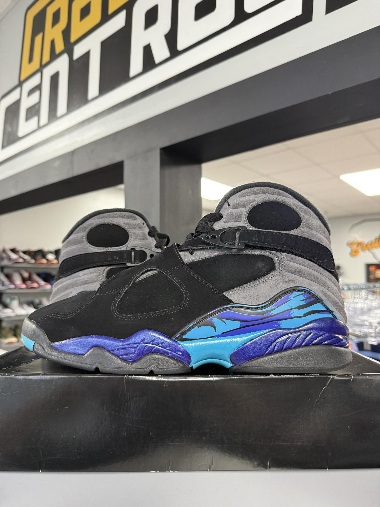 Jordan 8 "Aqua" Used Size 11.5