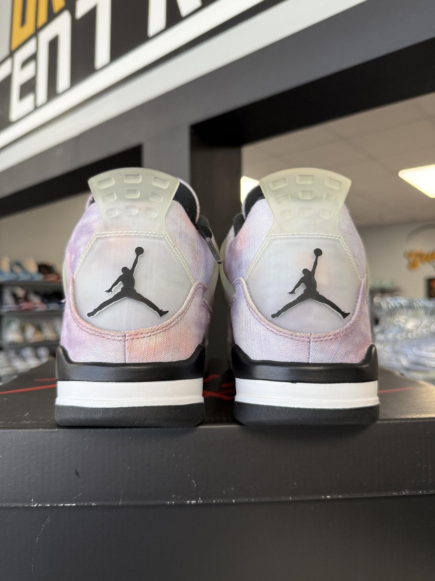 Jordan 4 "Zen Master" Used Size 9