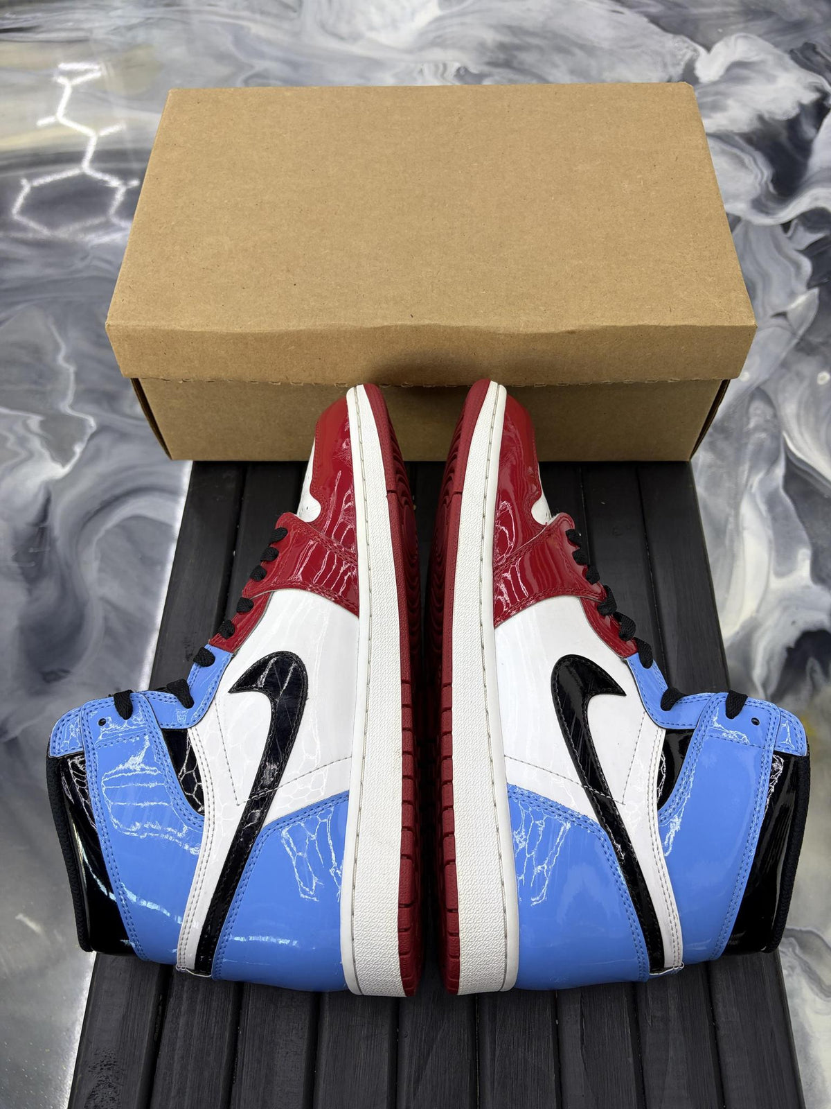Jordan 1 "UNC To Chicago" Fearless Used Size 11.5