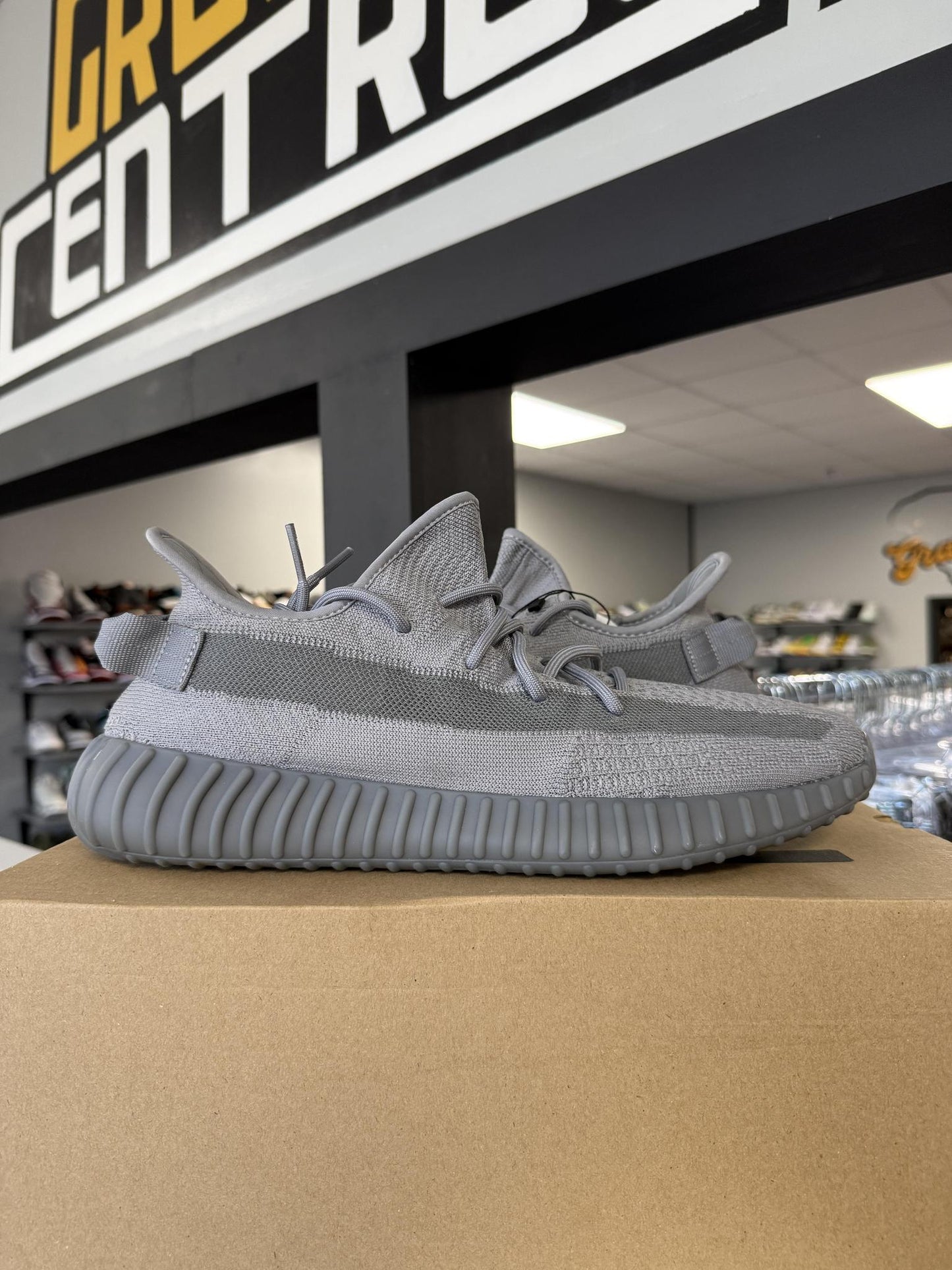 Yeezy 350 V2 "Steel Grey" Used Size 14