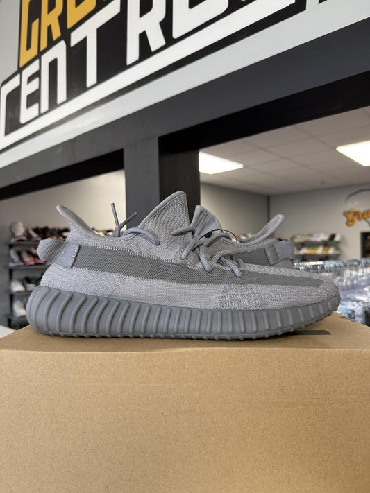 Yeezy 350 V2 "Steel Grey" Used Size 14