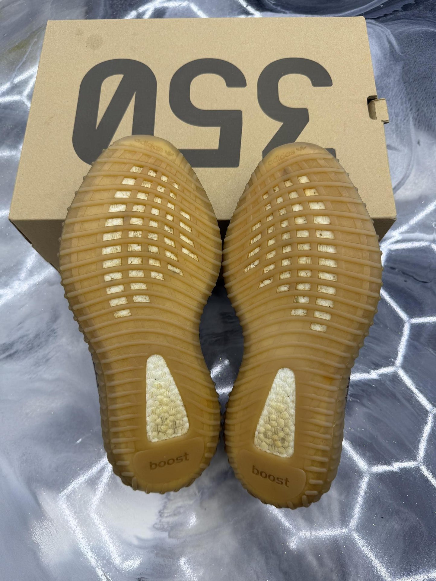 Adidas Yeezy 350 "Fade" Used Size 9