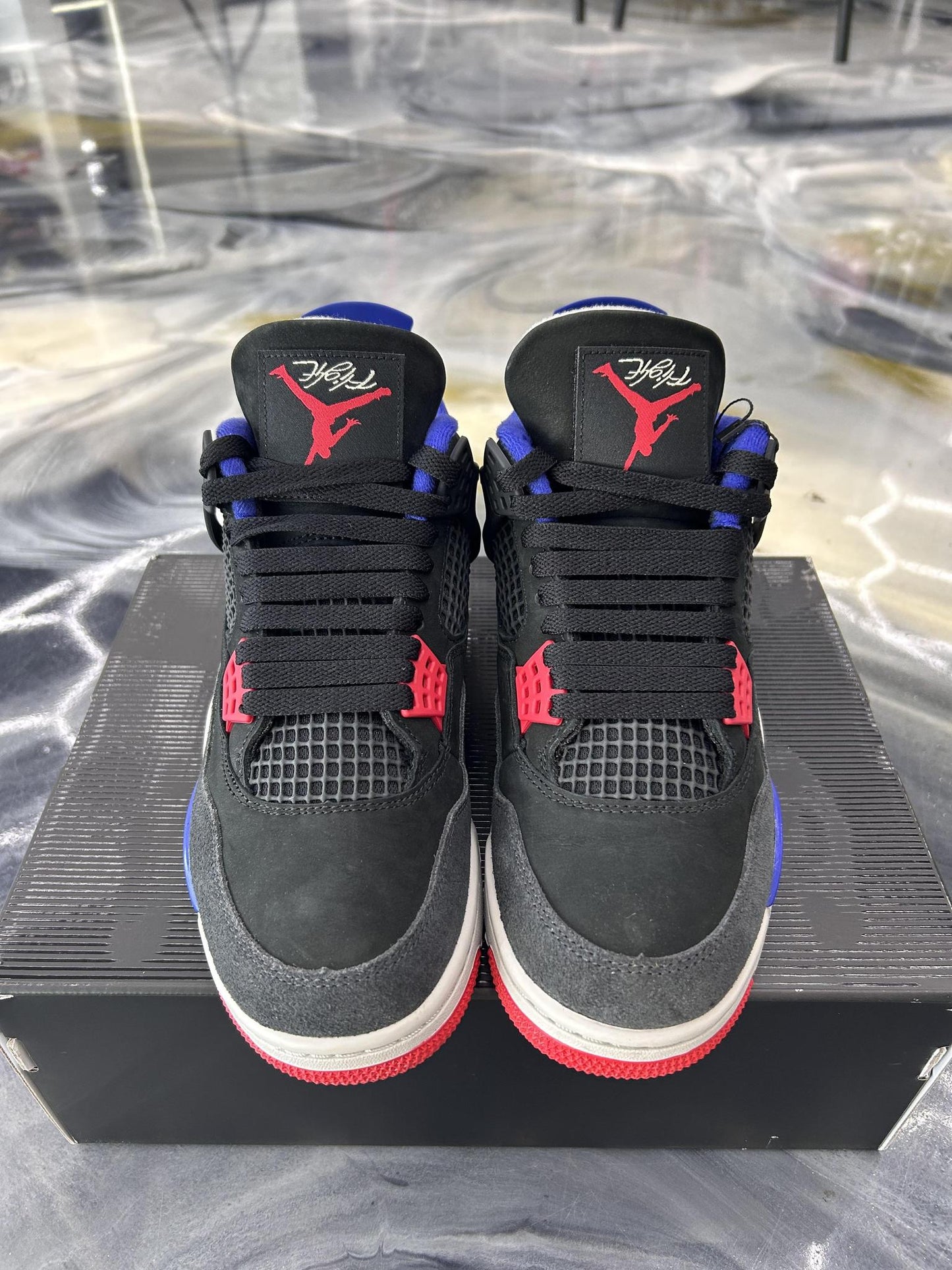 Jordan 4 "Rare Air" Used Size 8