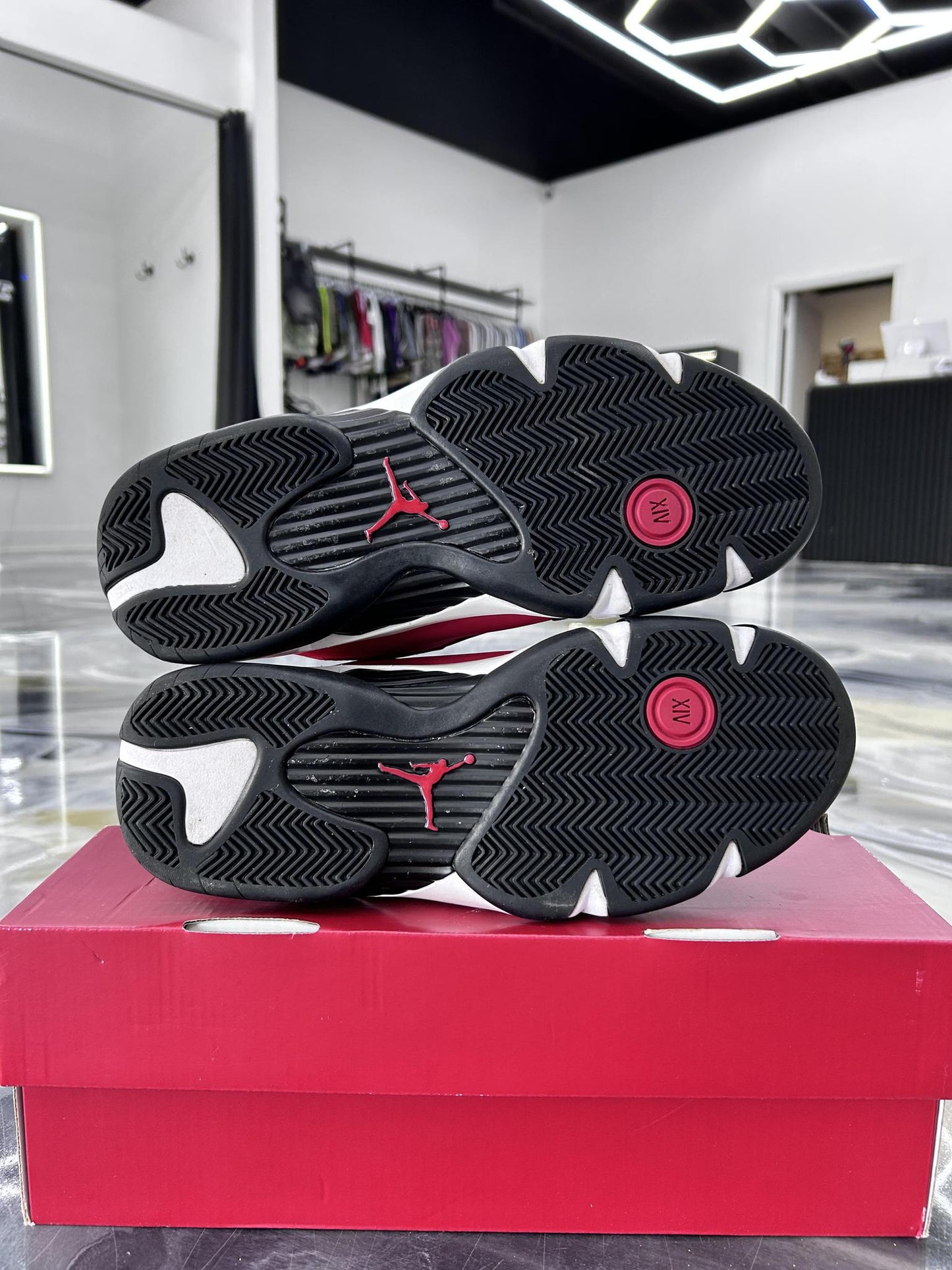 Jordan 14 "Toro" Used Size 10