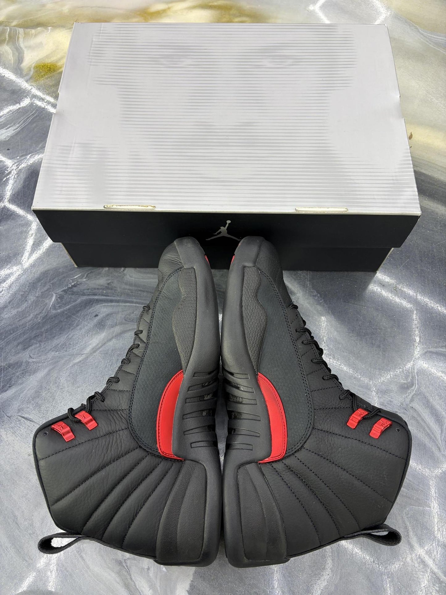 Jordan 12 "Bloodline" Used Size 10.5