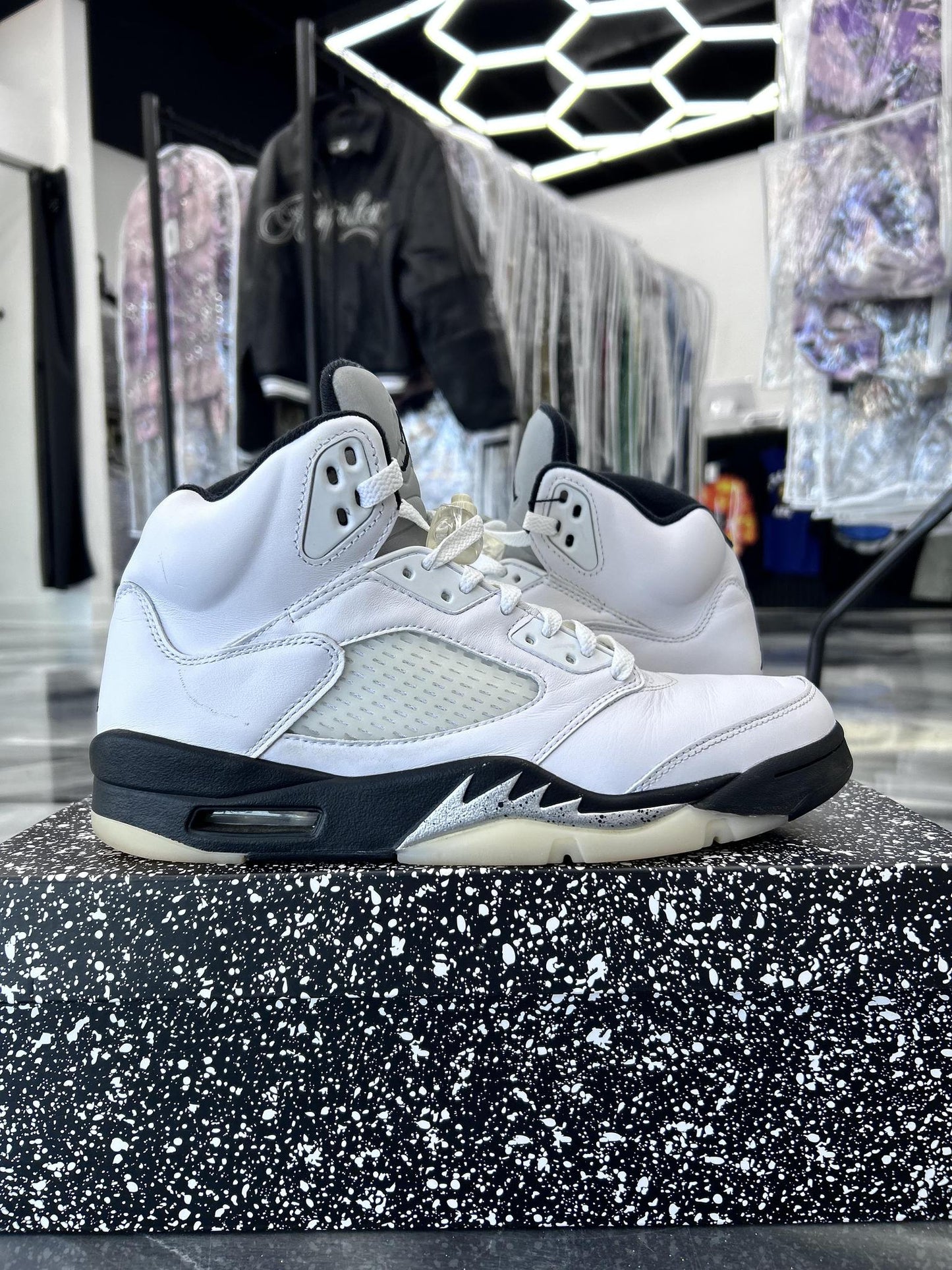 Jordan 5 "Reverse Metallic" Used Size 9.5