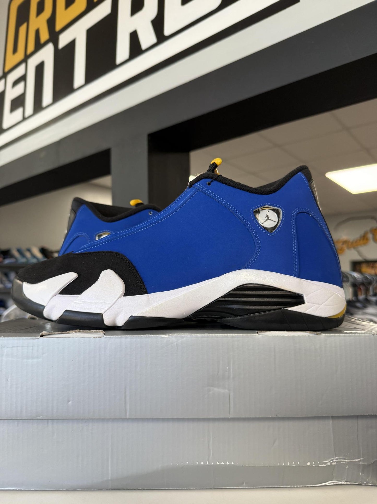 Jordan 14 "Laney" Used Size 11.5