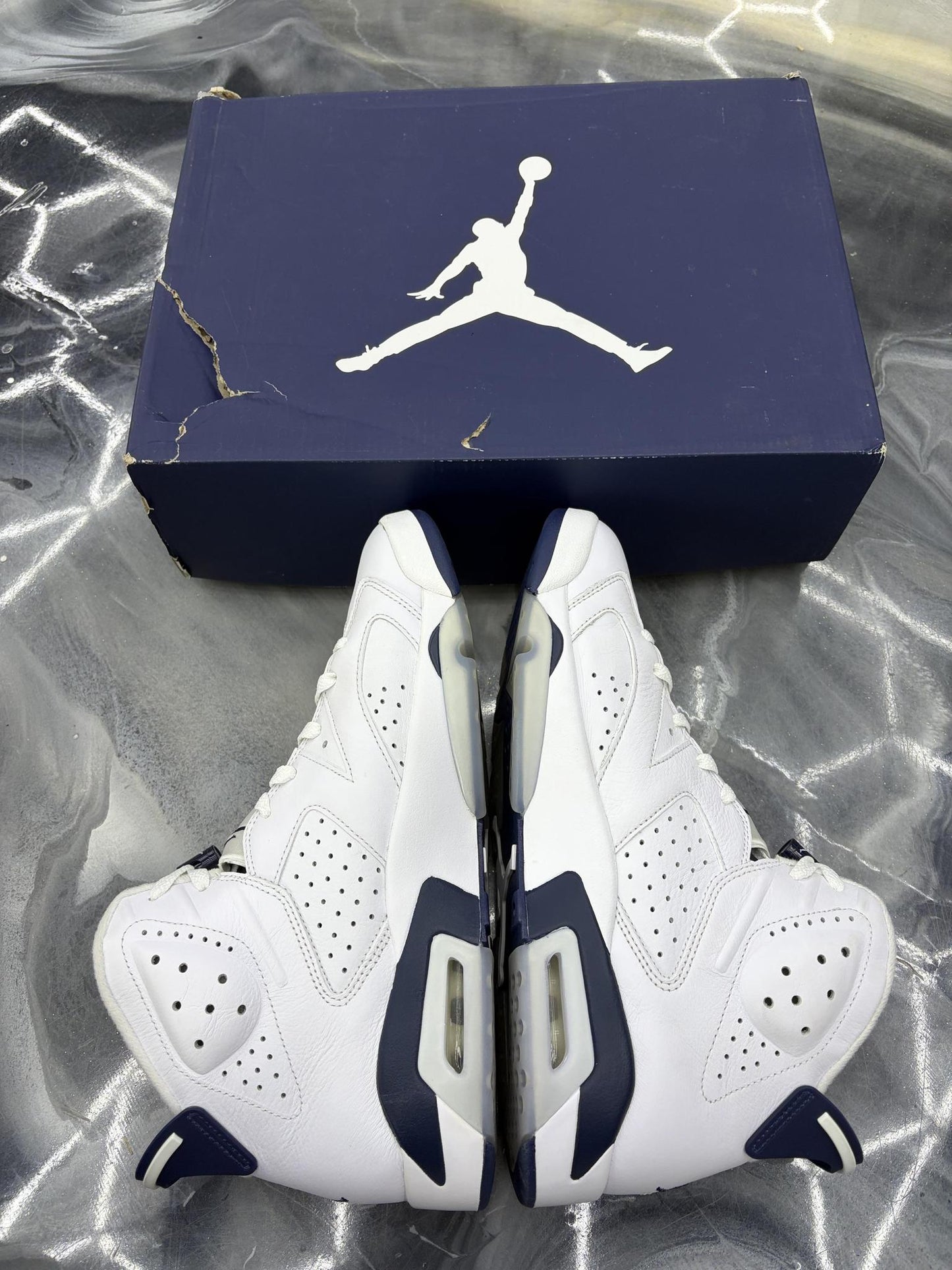 Jordan 6 "Midnight Navy" Used Size 11.5