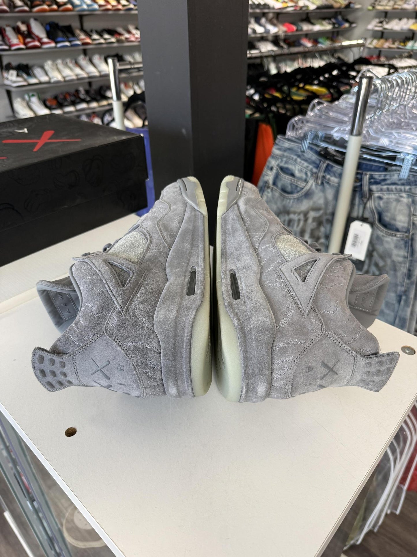 Jordan 4 x Kaws "Grey" Used Size 14