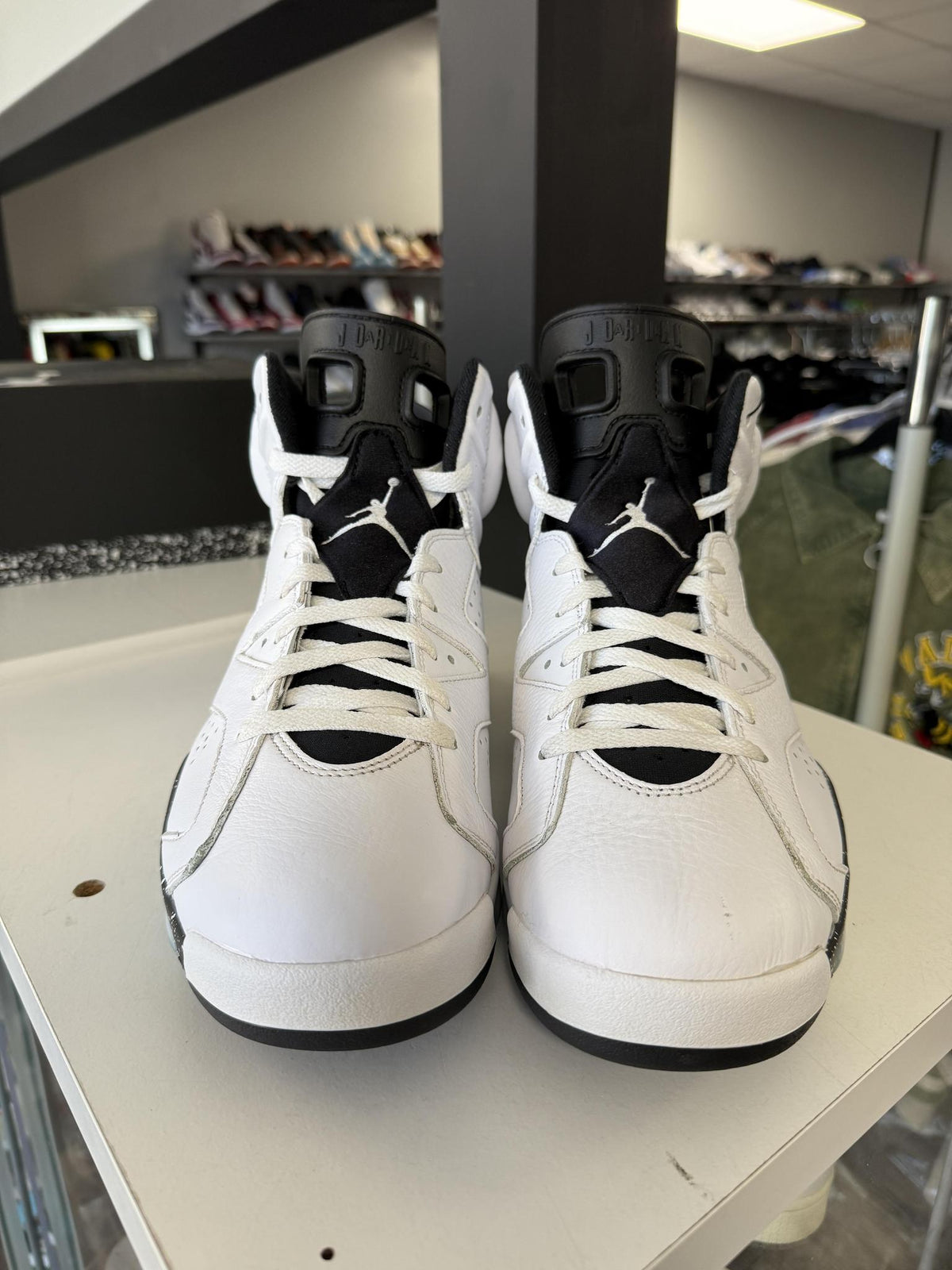 Jordan 6 "Reverse Oreo" Used Size 12