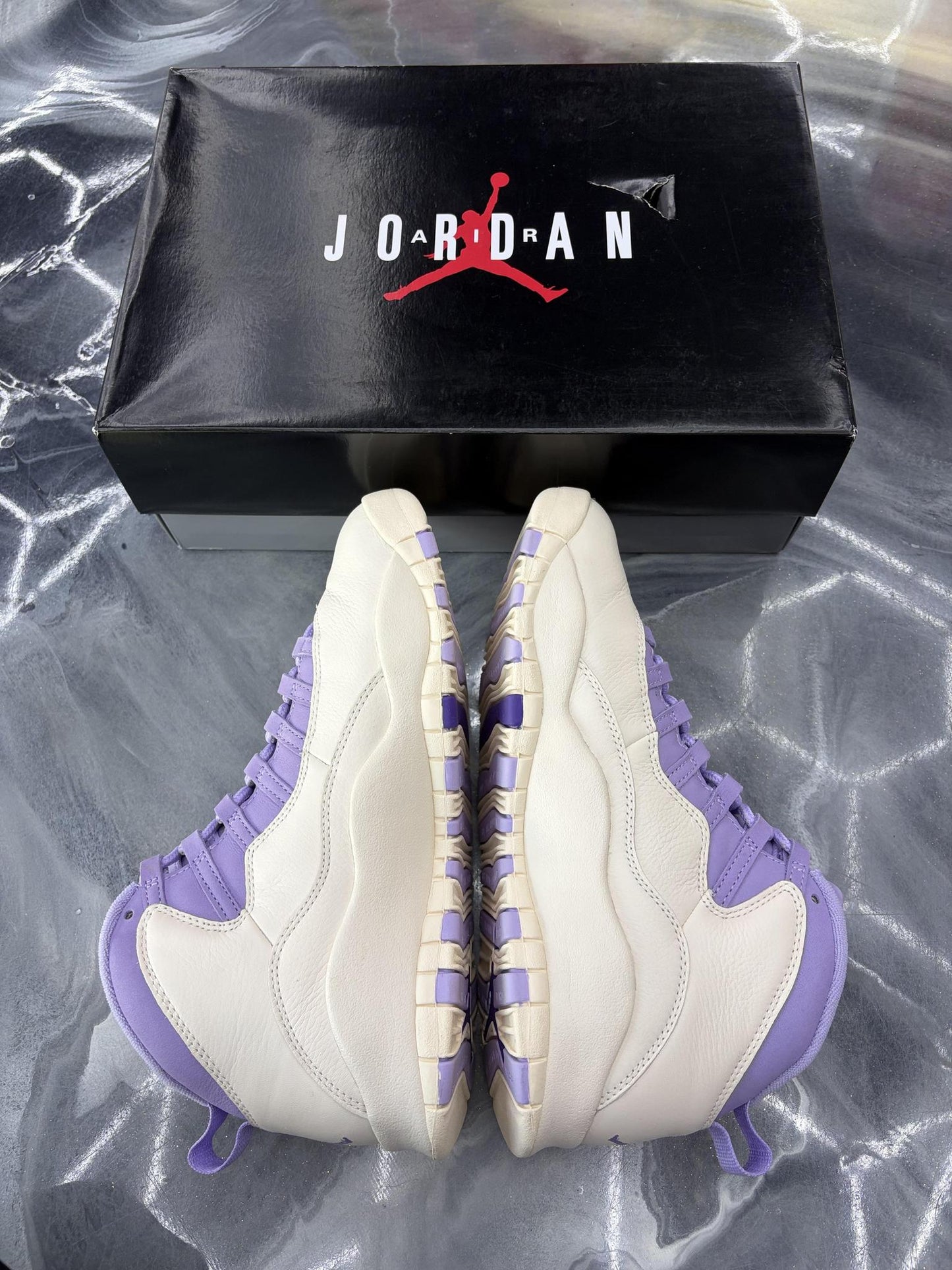 Jordan 10 "Hydrangeas" Used Size 9