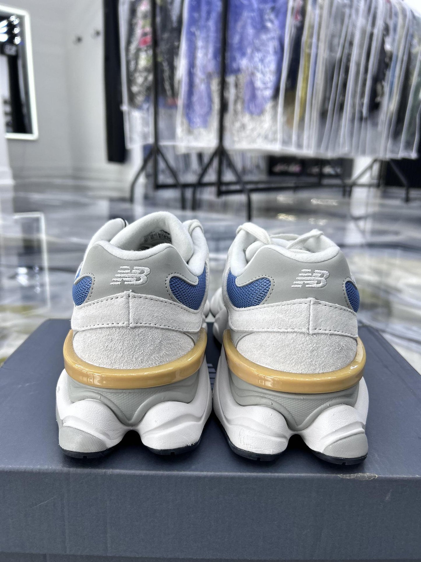 New Balance 9060 "Heron Blue Grey" Used Size 10