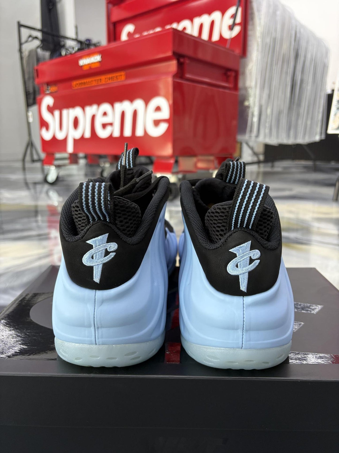 Nike Air Foamposite "Psychic Blue" Used Size 13