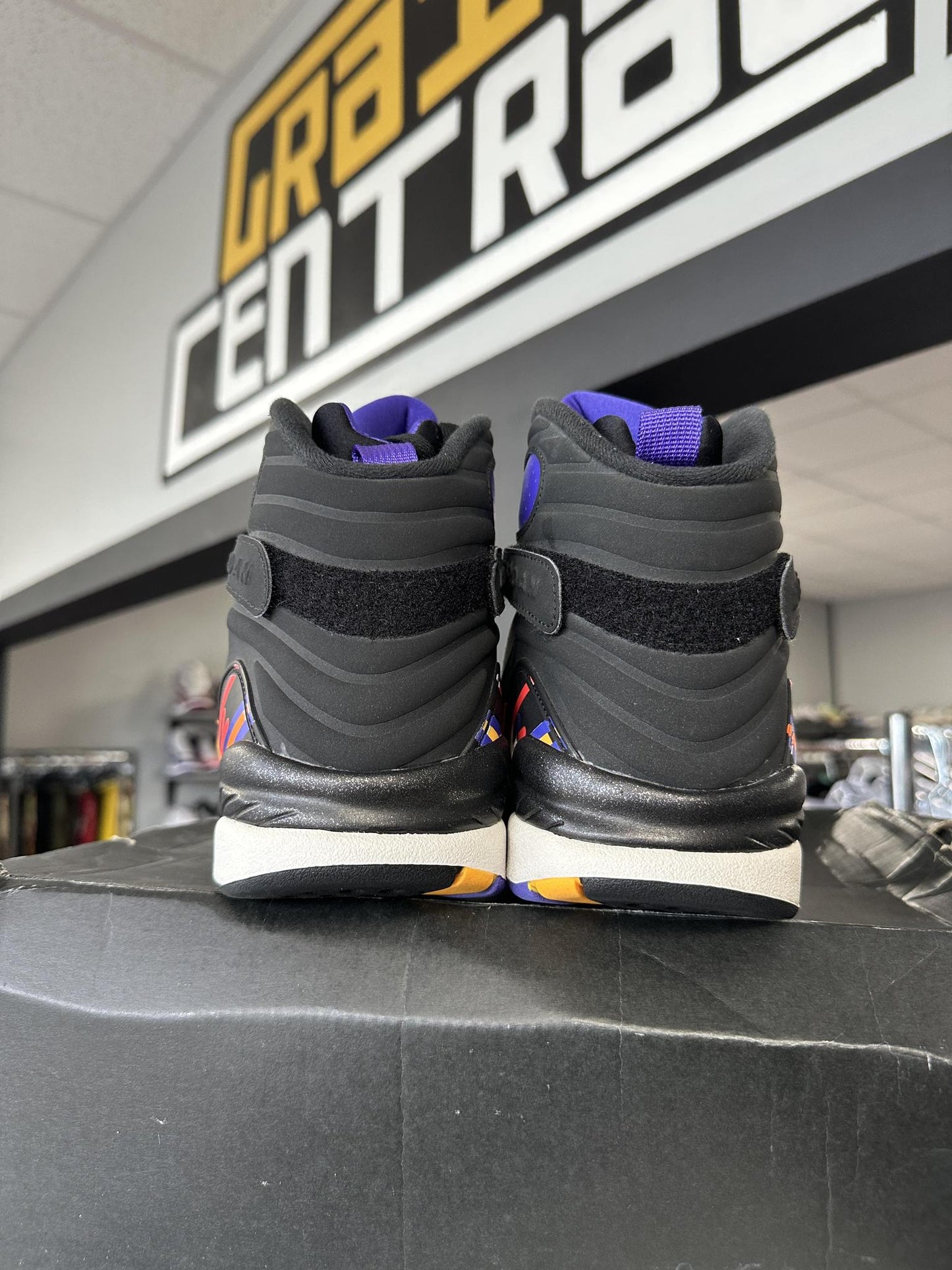 Jordan 8 "Three Peat" Size 13