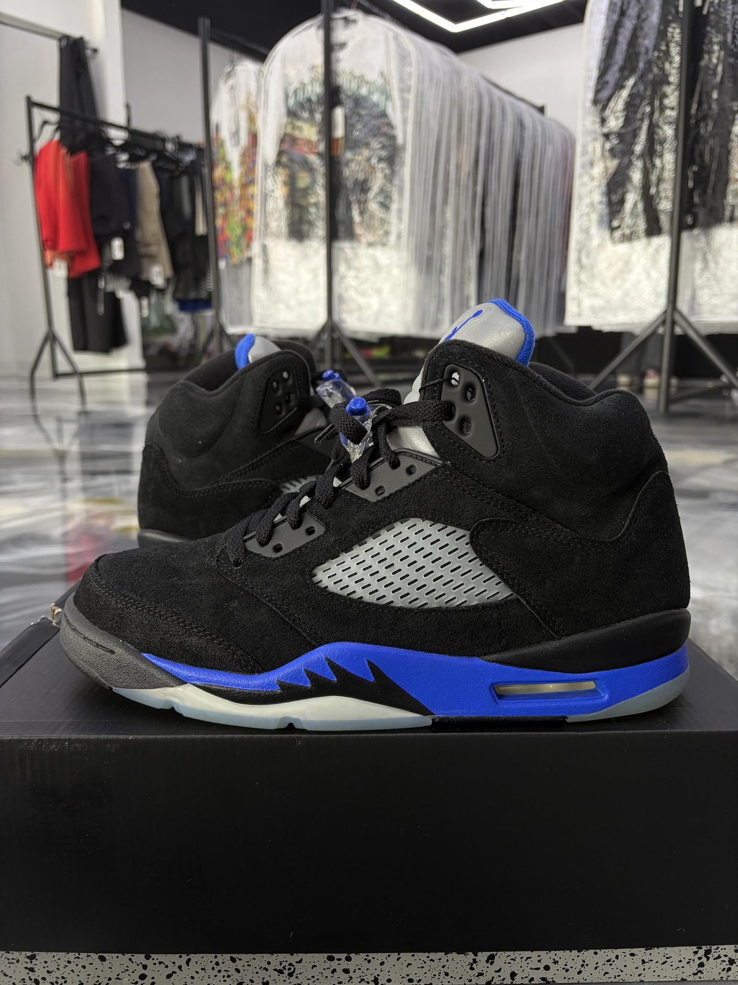 Jordan 5 "Racer Blue" Used Size 10.5