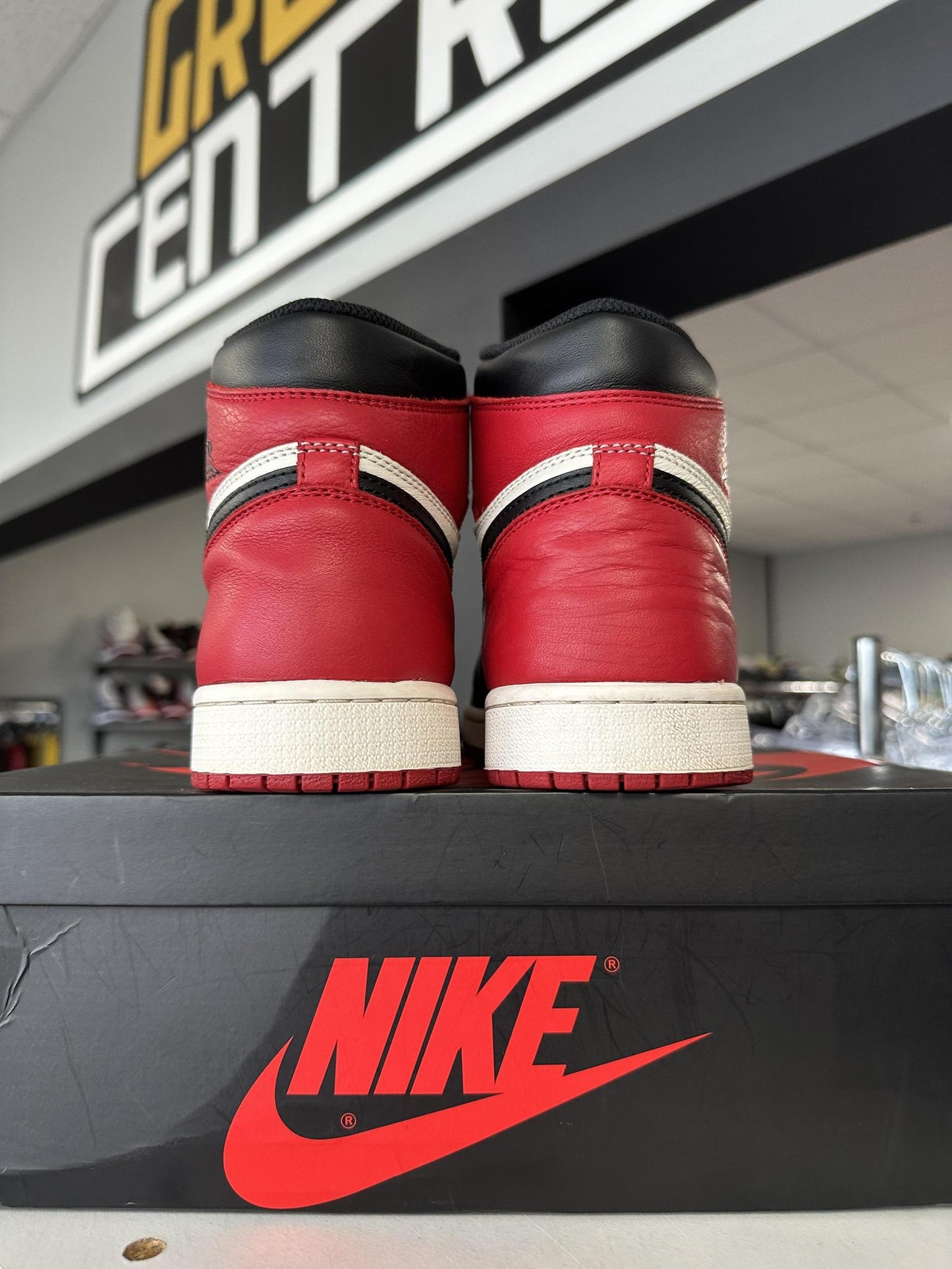 Jordan 1 "Bred Toe" Size 9.5