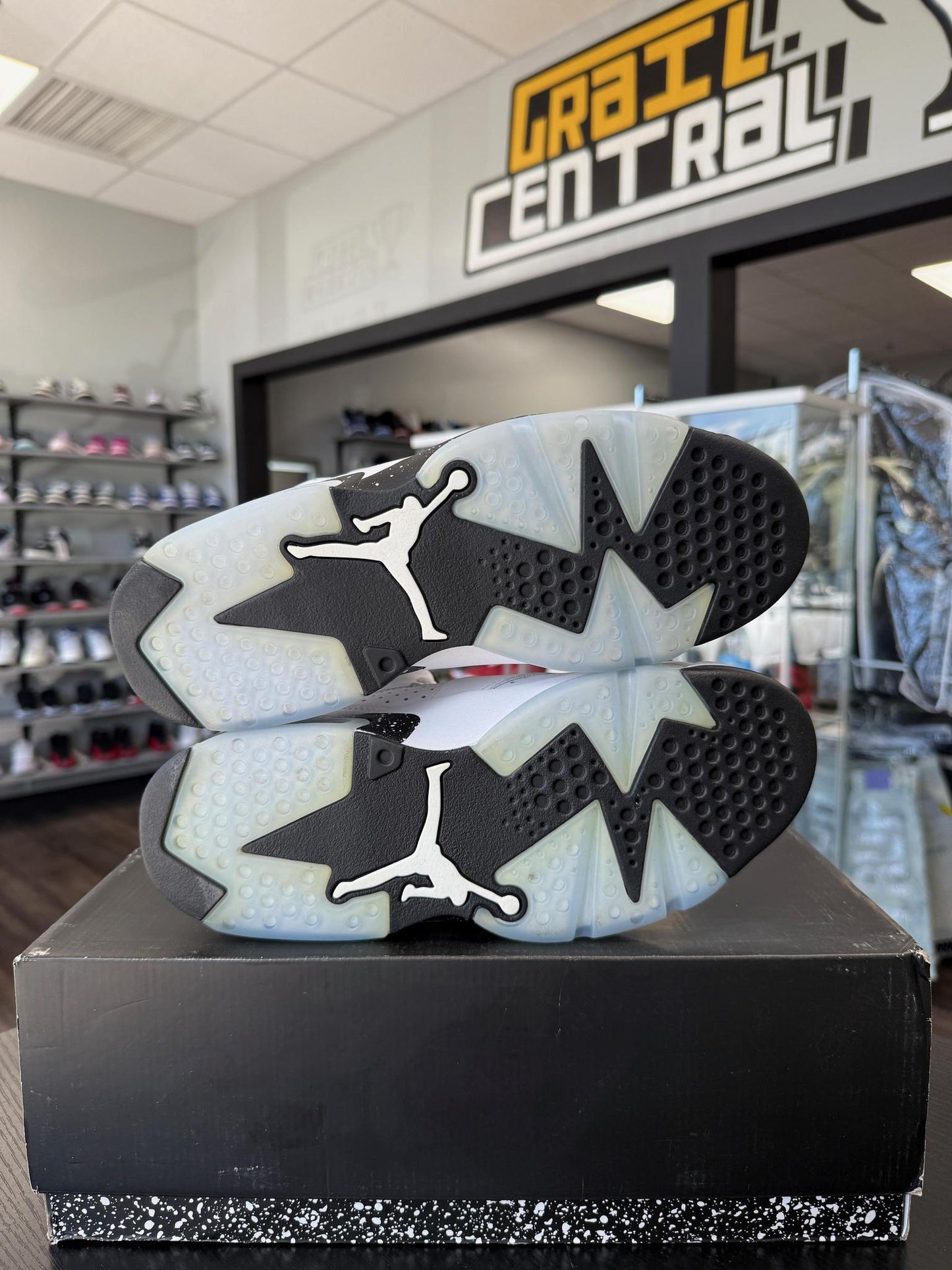 Jordan 6 "Oreo" Used Size 8