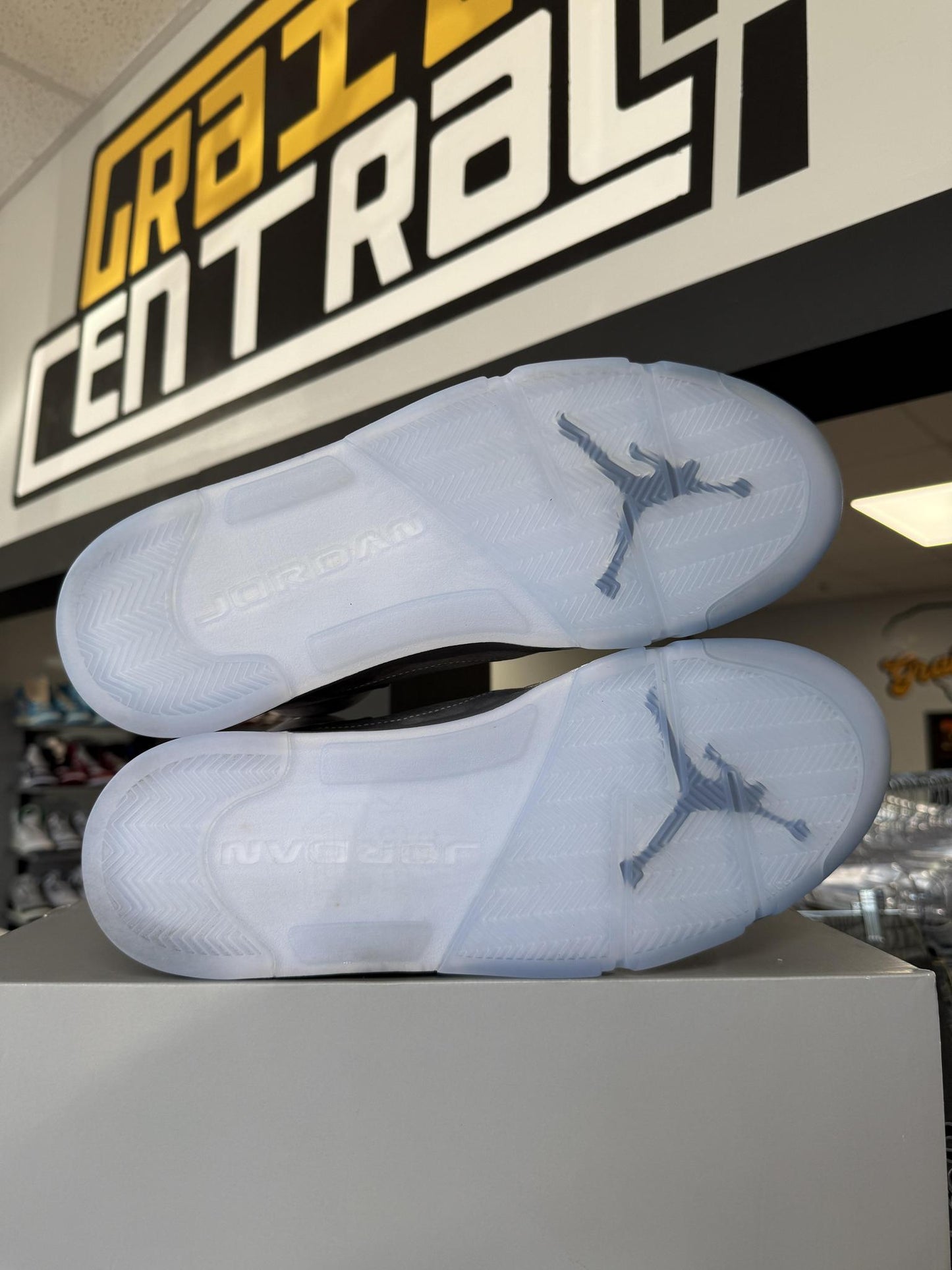 Jordan 5 "Wolf Grey" Used Size 13