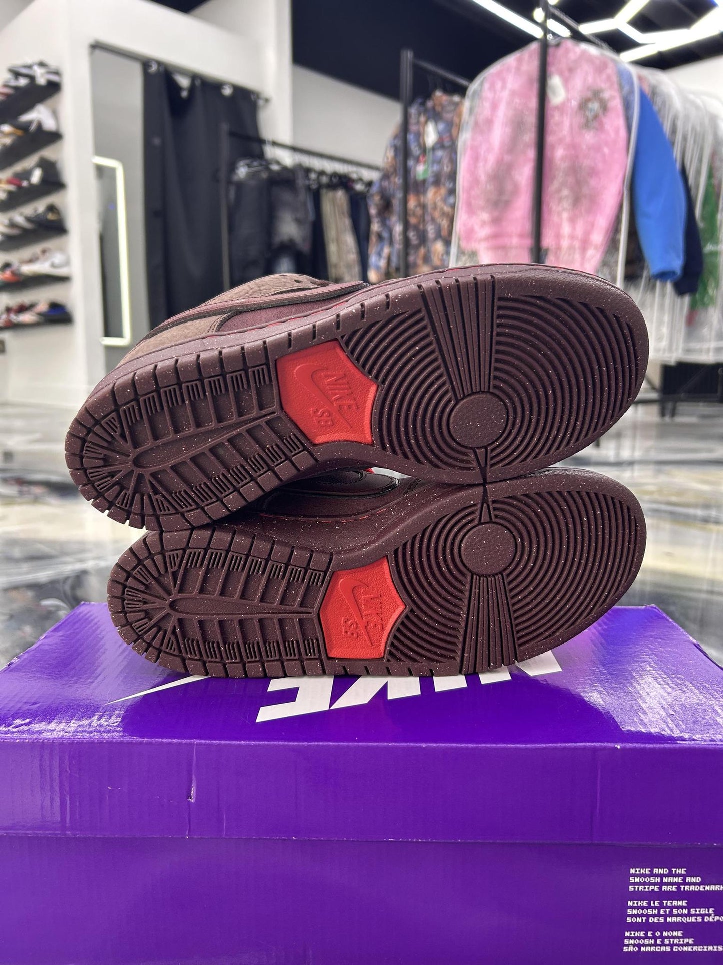 Nike SB Dunk Low "Burgundy Crush" Used Size 6Y/7.5W