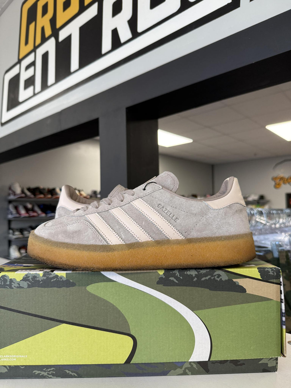 Adidas x Clarks 8th Steet "Gazelle Indoor" Used Size 8.5