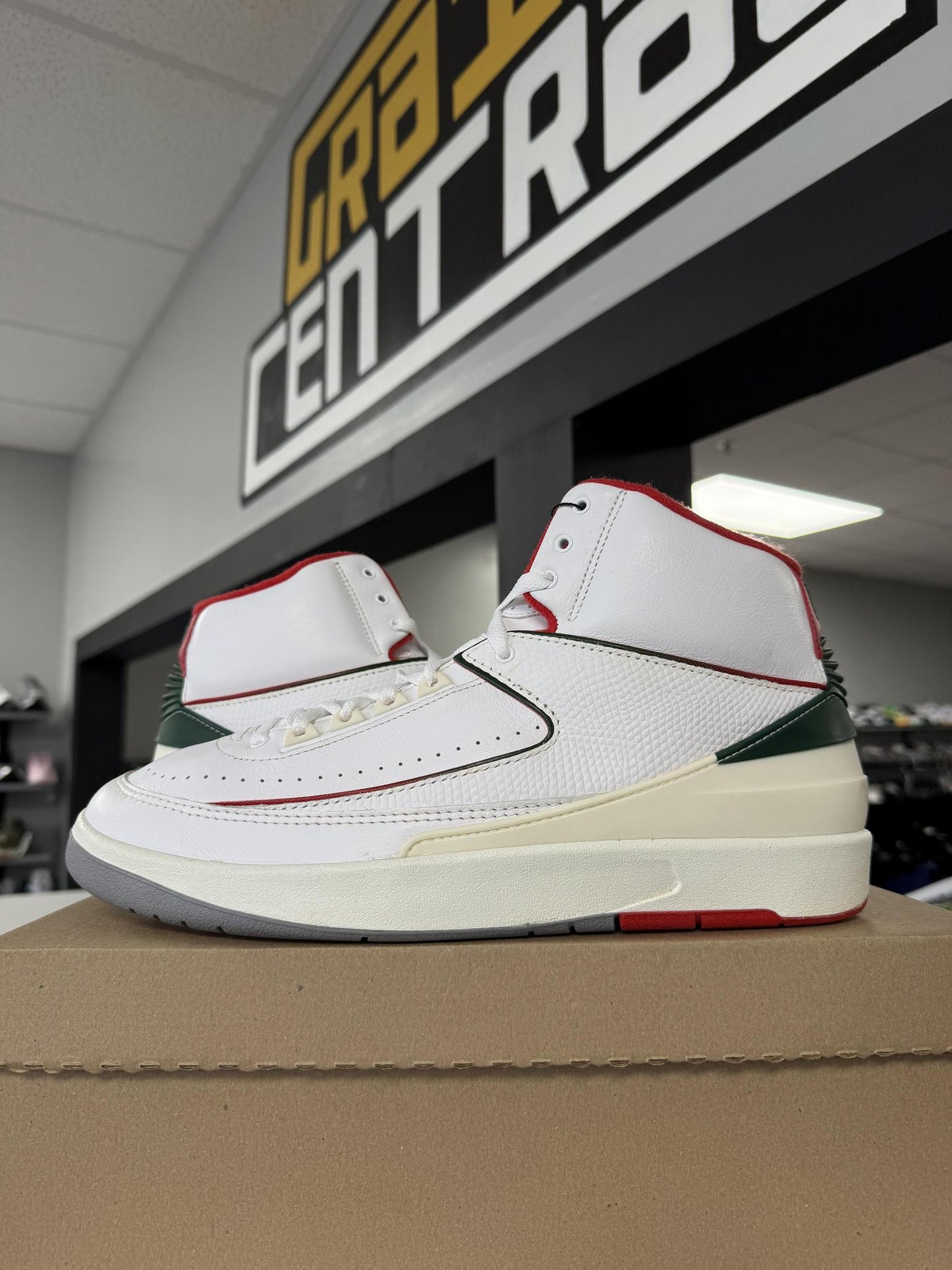 Jordan 2 "Origin" Used Size 12