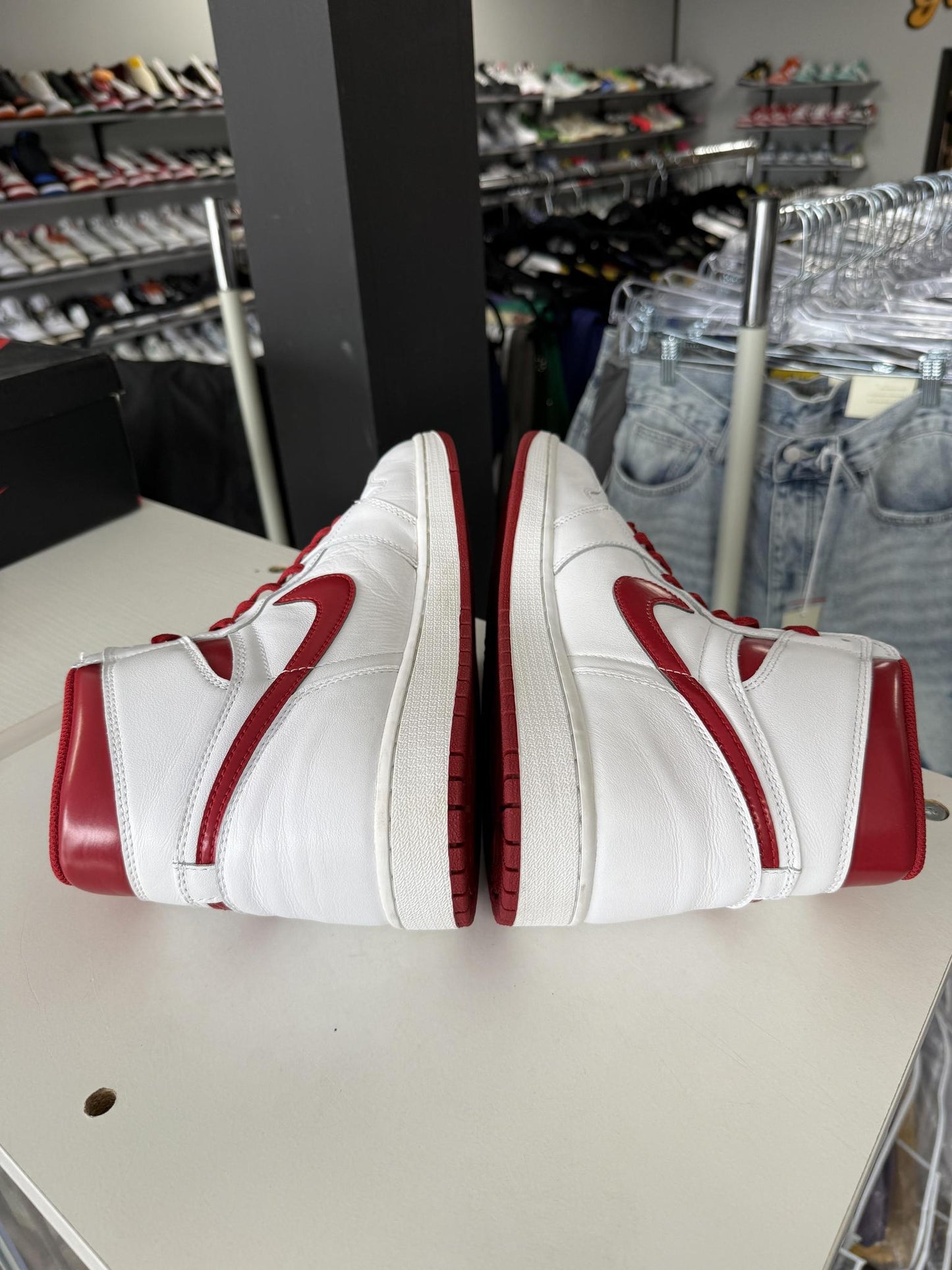 Jordan 1 "Metallic Red" Used Size 13