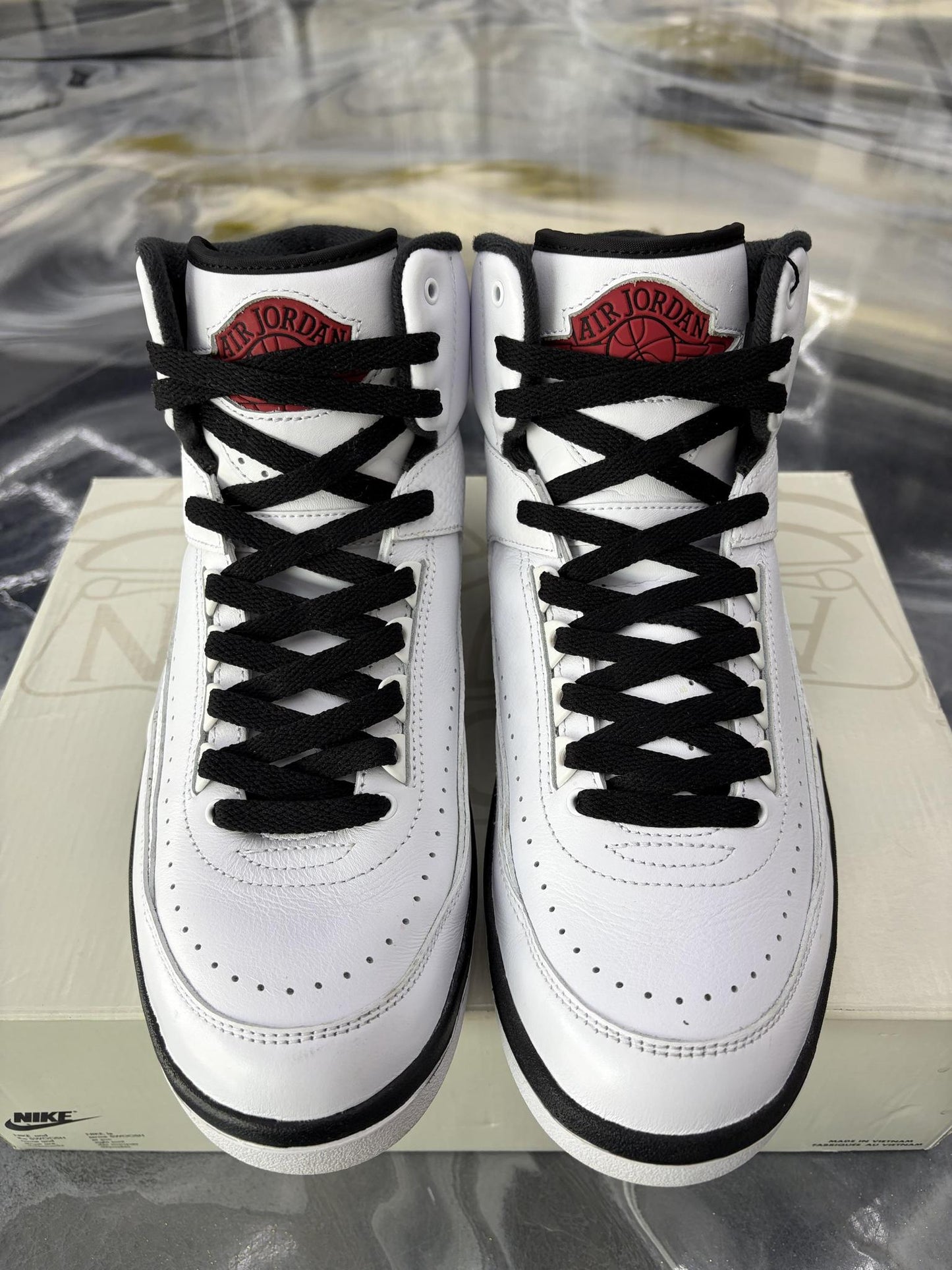 Jordan 2 "Chicago" Used Size 10