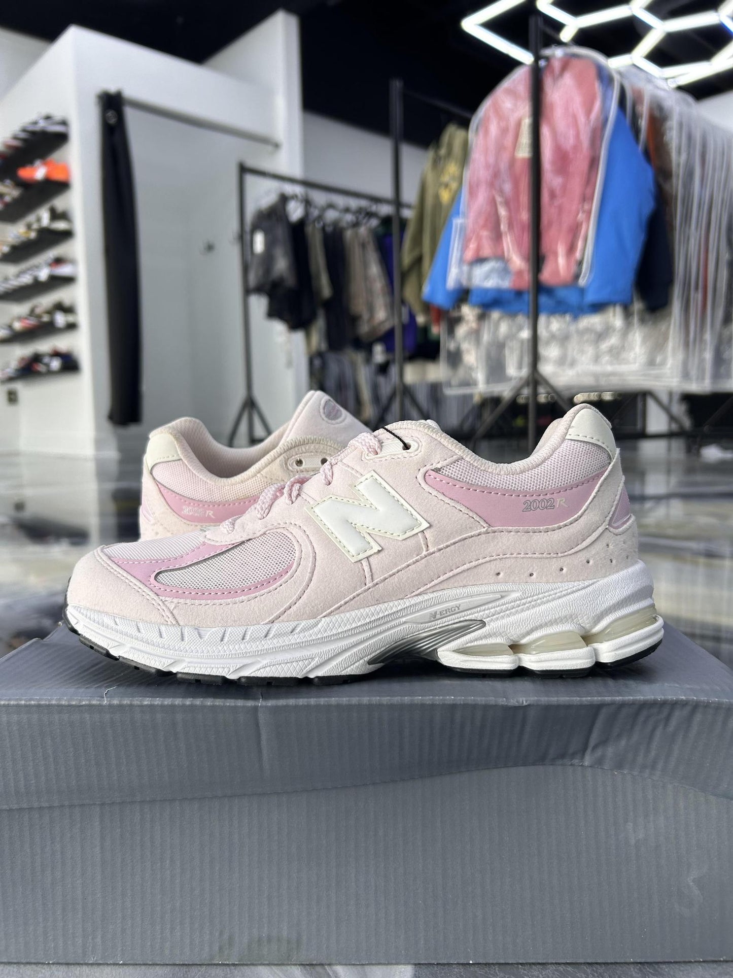 New Balance 2002R "Pink" Used Size 6Y/7.5W