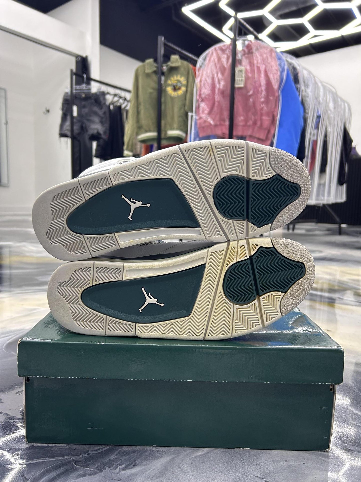Jordan 4 "Oxidized Green" Used Size 13