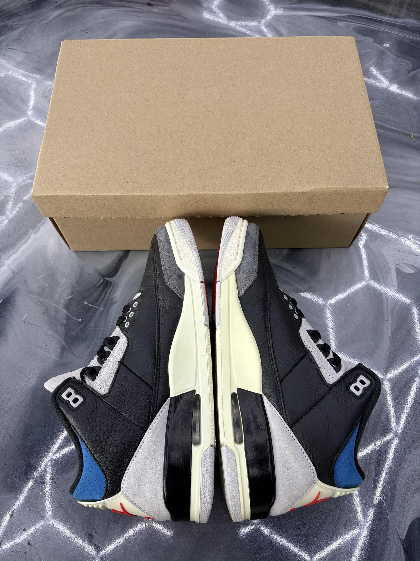 Jordan 3 "Rare Air" Used Size 8.5