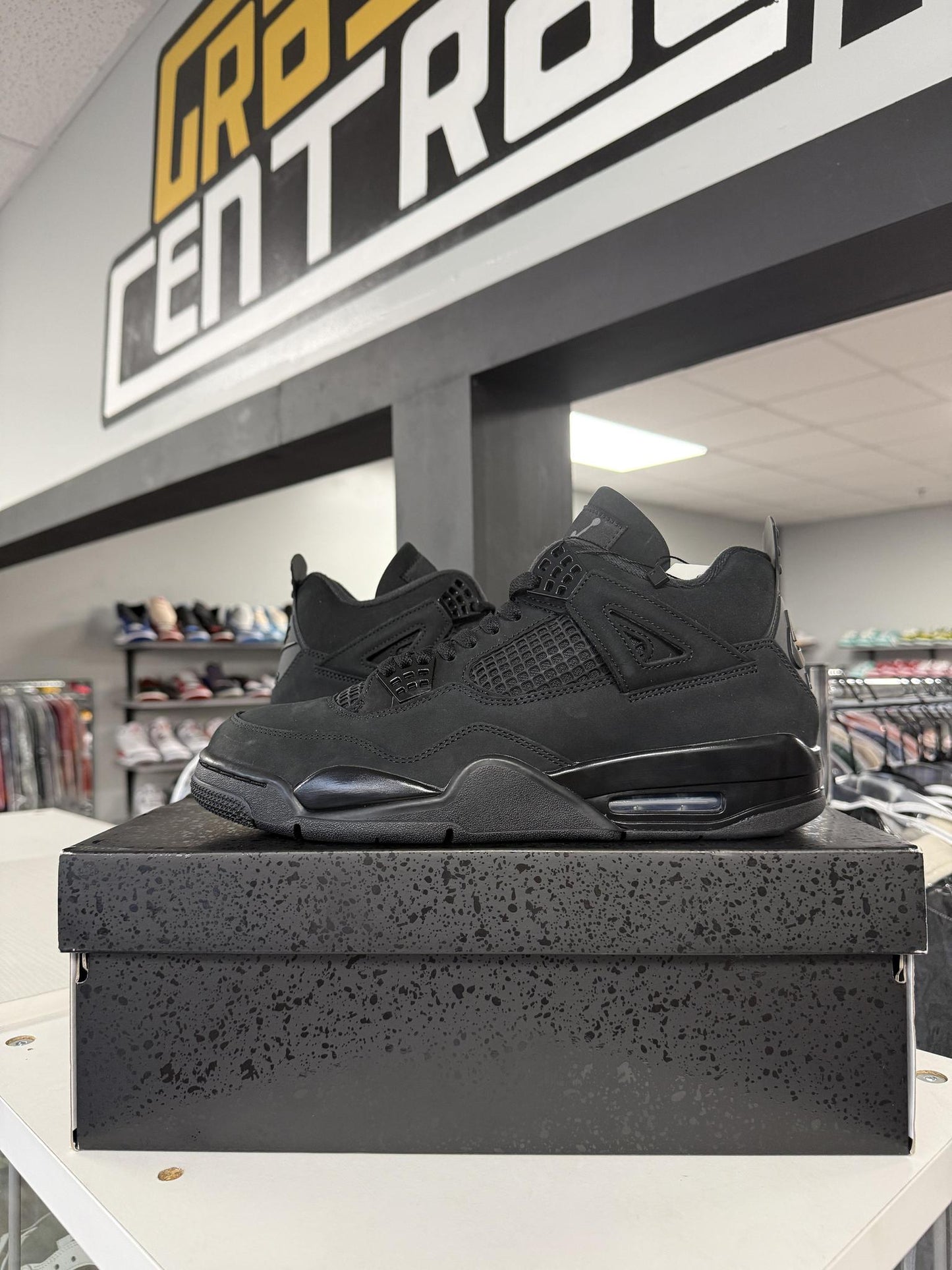 Jordan 4 "Black Cat" Used Size 10.5