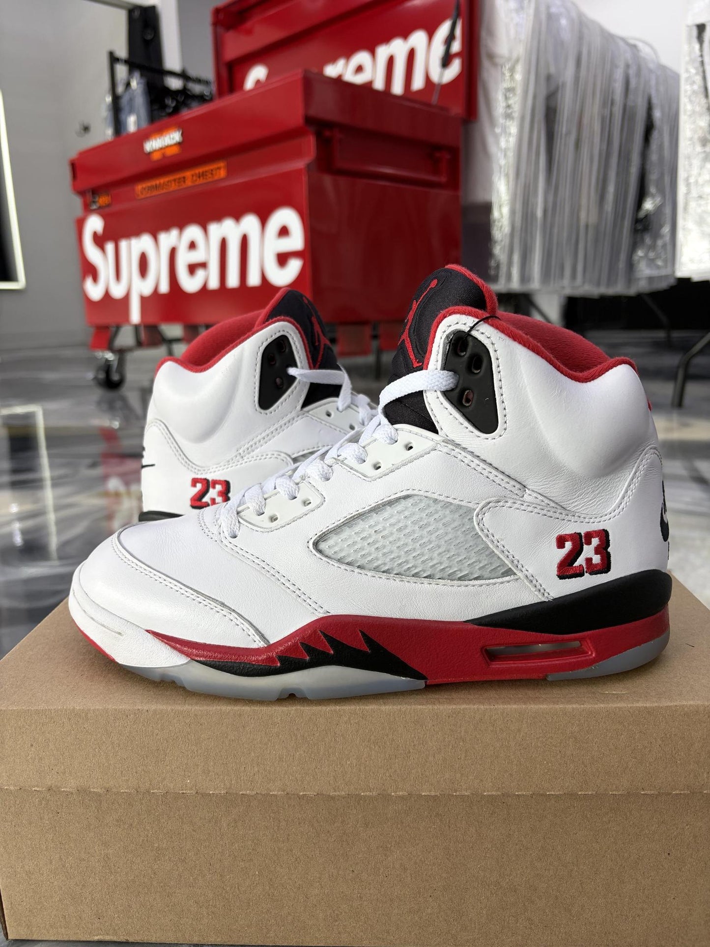 Jordan 5 "Fire Red" Used Size 8.5