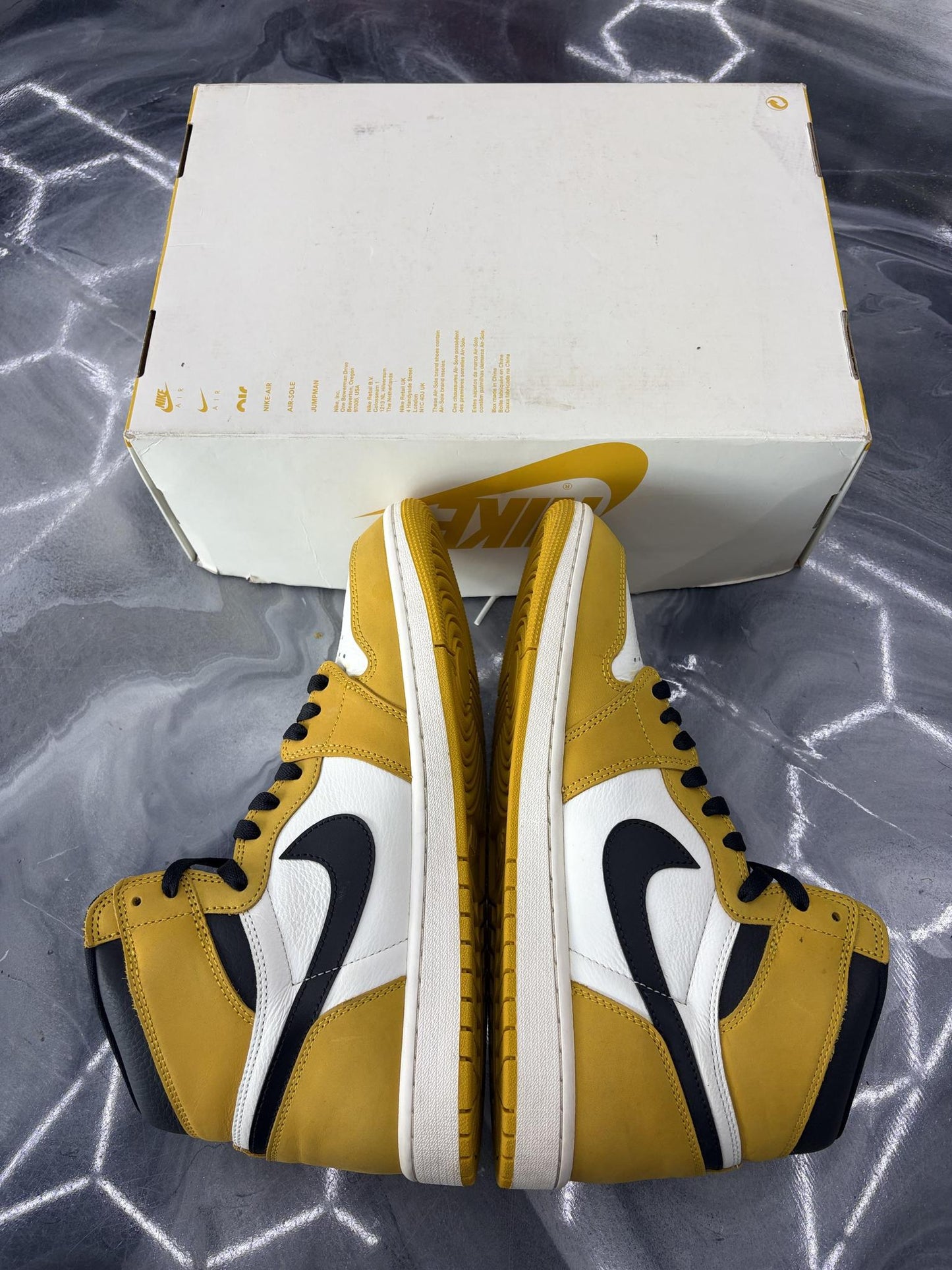 Jordan 1 High "Yellow Ochre" Used Size 11