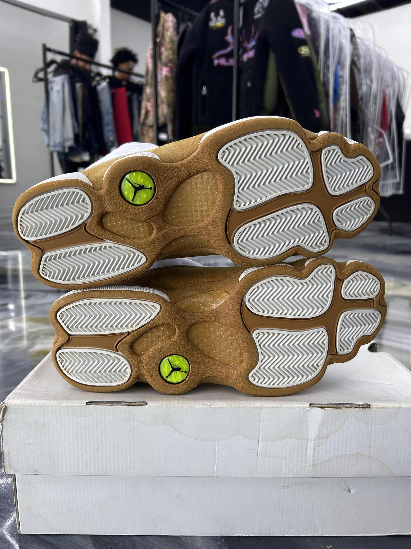 Jordan 13 "Wheat" Used Size 11.5