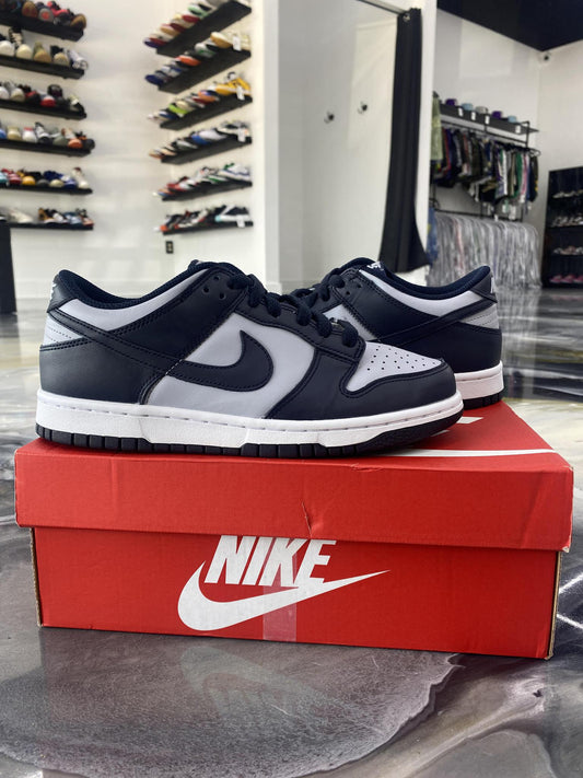 Nike Dunk Low "Georgetown" Used Size 6Y/7.5W