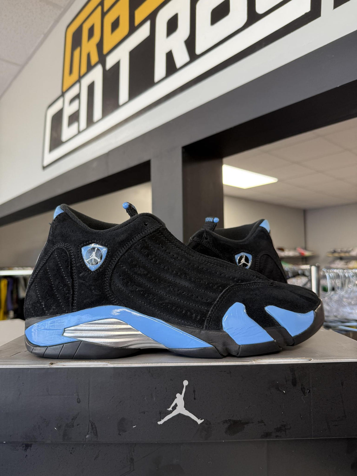 Jordan 14 "University Blue" Used Size 11
