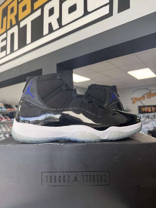 Jordan 11 "Space Jam" Used Size 14