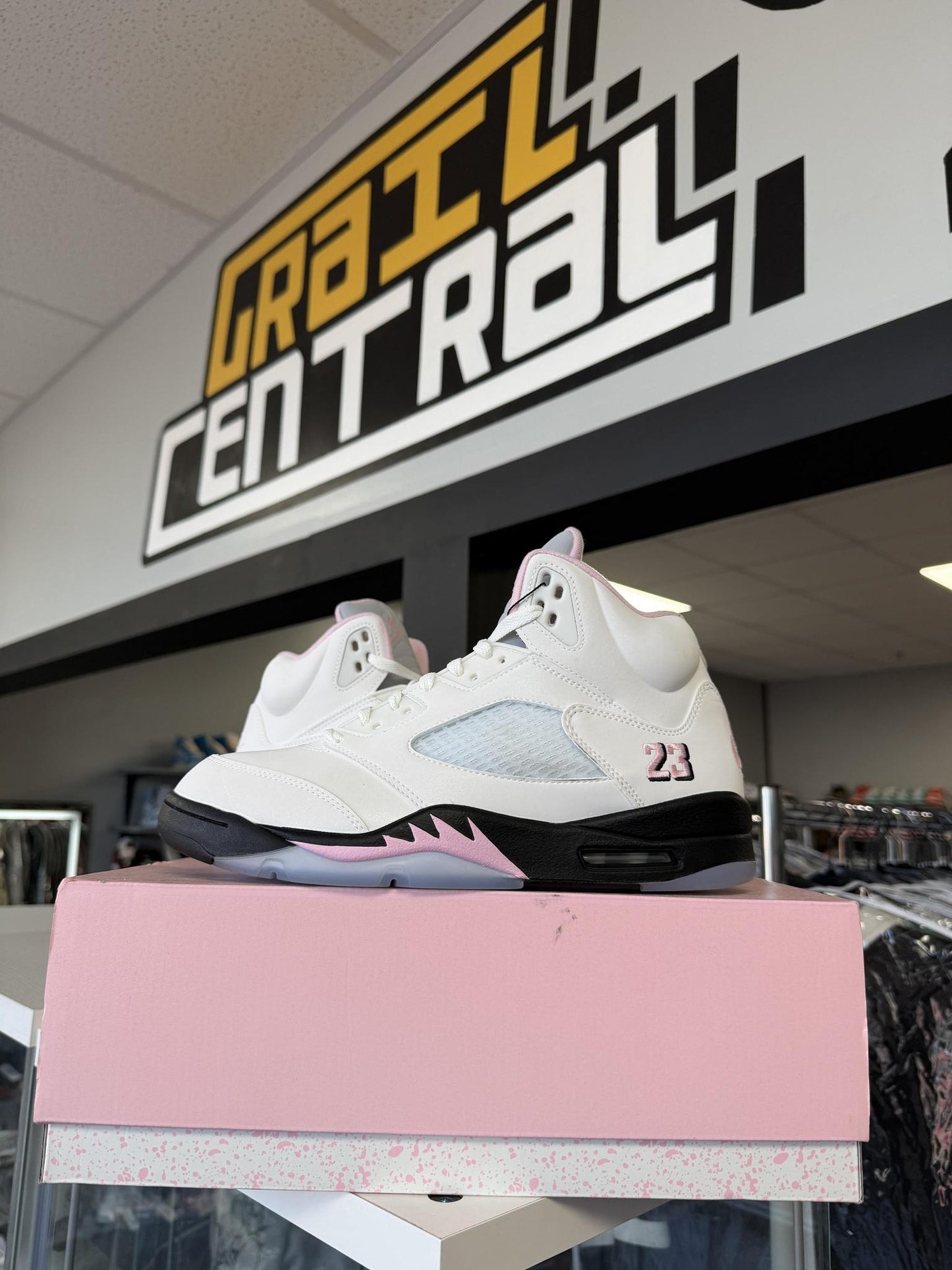 Jordan 5 "Soft Pink" Used Size 10