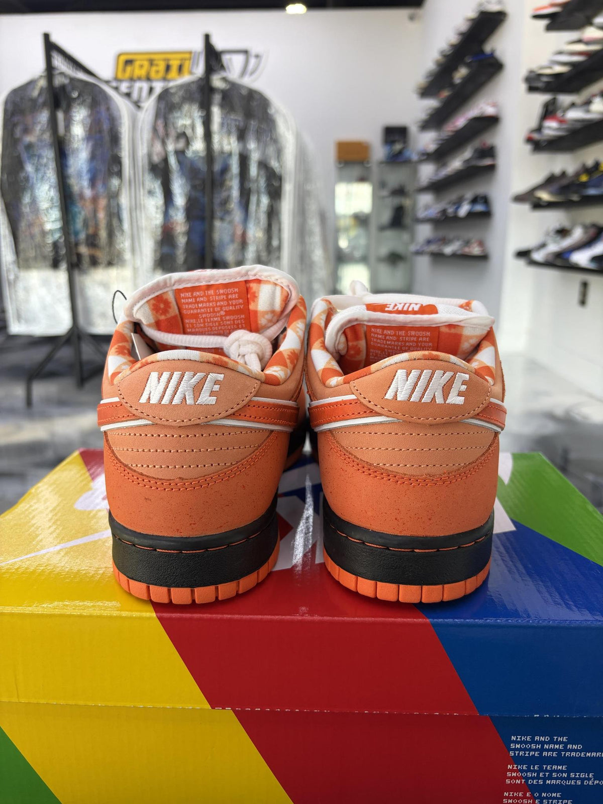 Nike SB Dunk Low "Orange Lobster" Used Size 8.5
