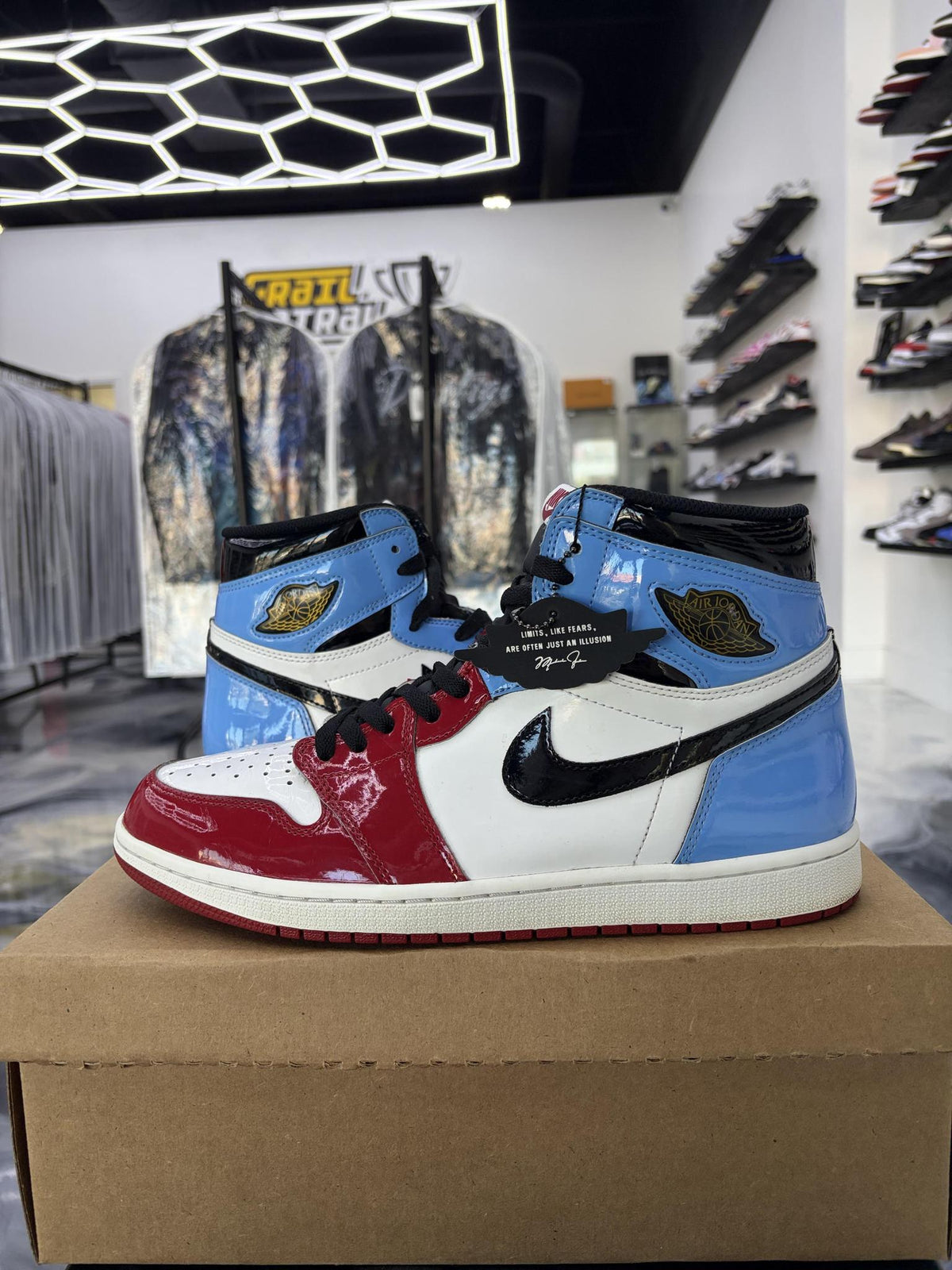 Jordan 1 "UNC To Chicago" Fearless Used Size 11.5