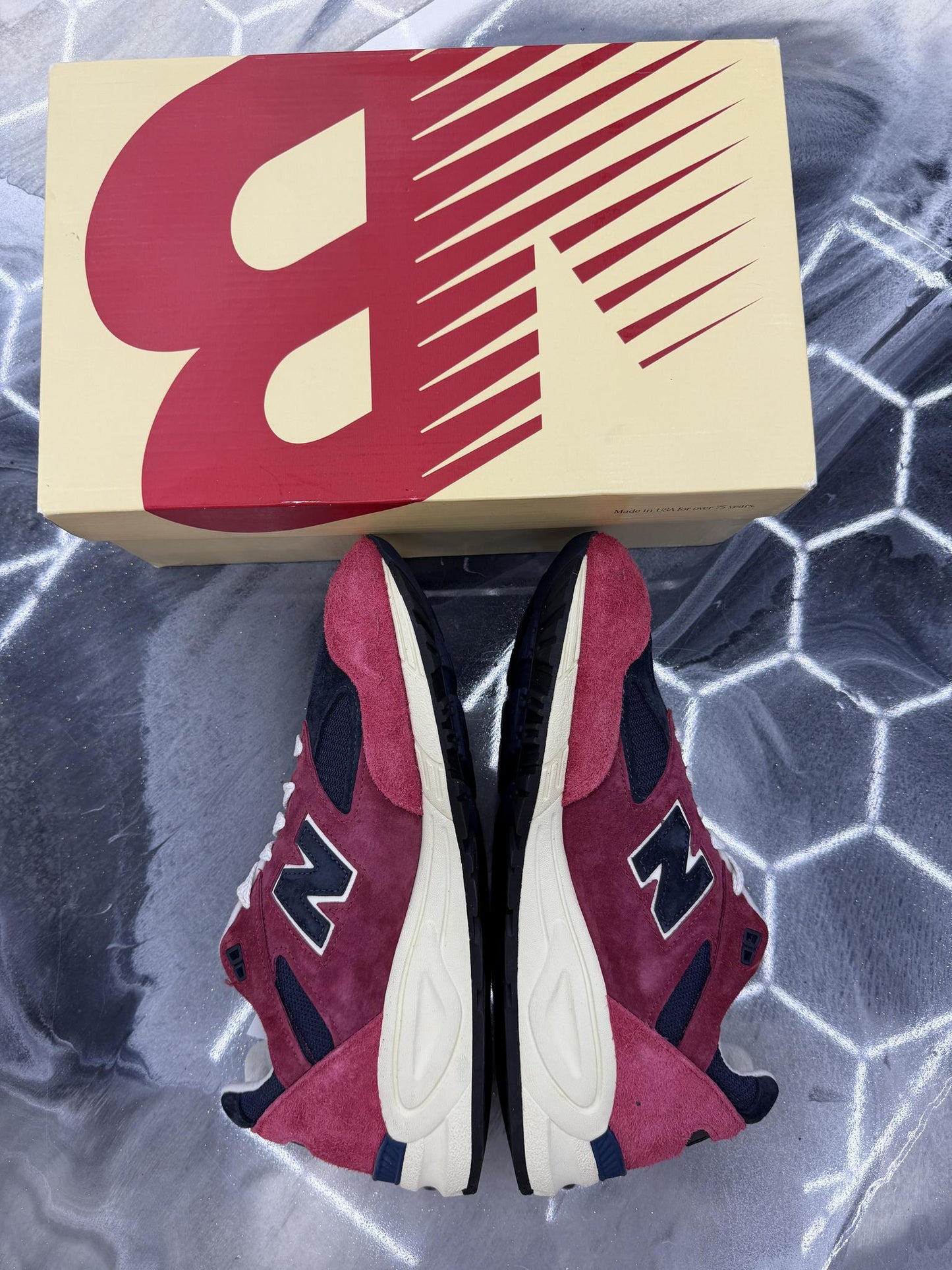 New Balance 990v2 x Teddy Santis "Chrysanthemum" Used Size 11