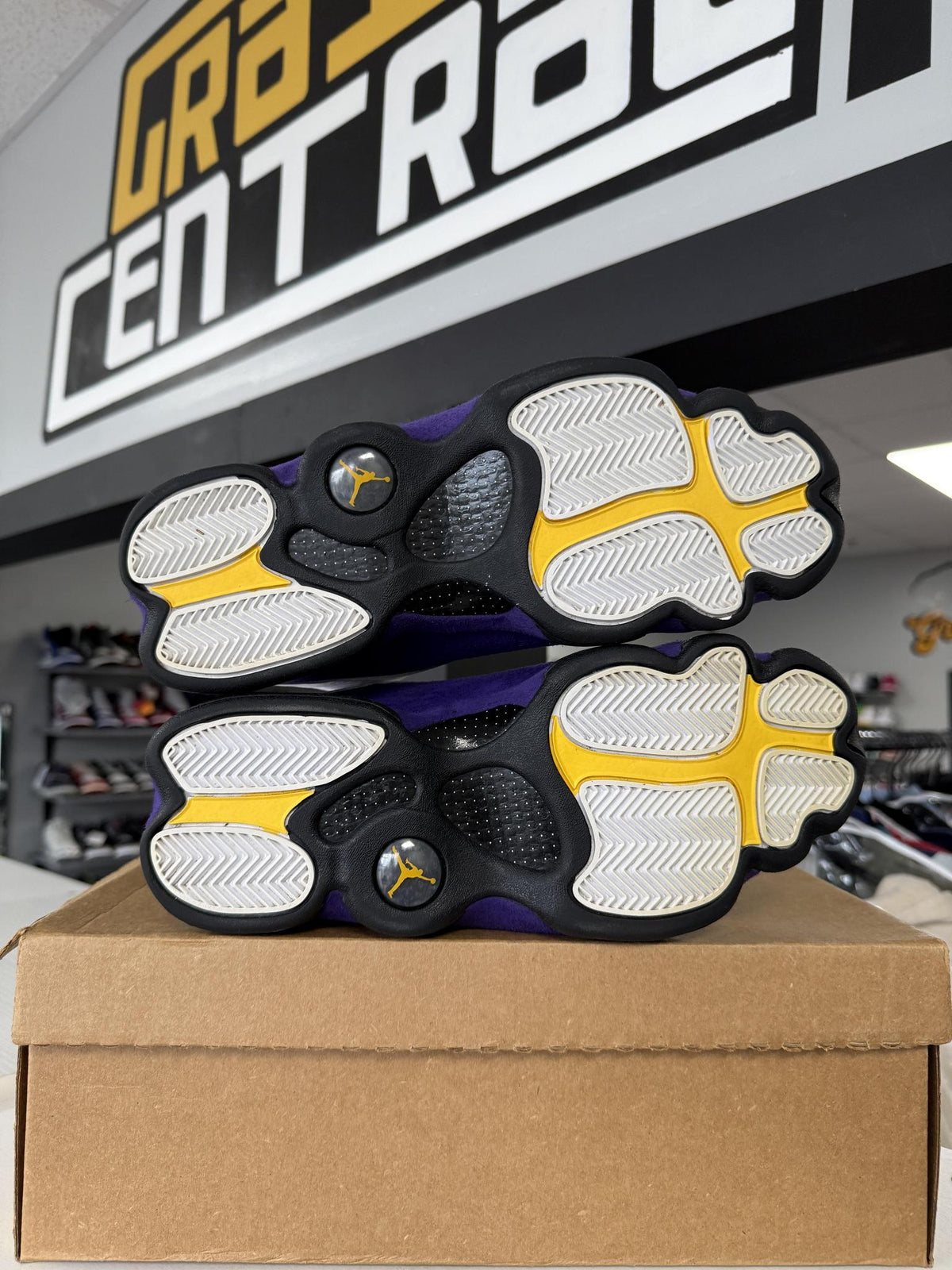 Jordan 13 "Lakers" Used Size 10