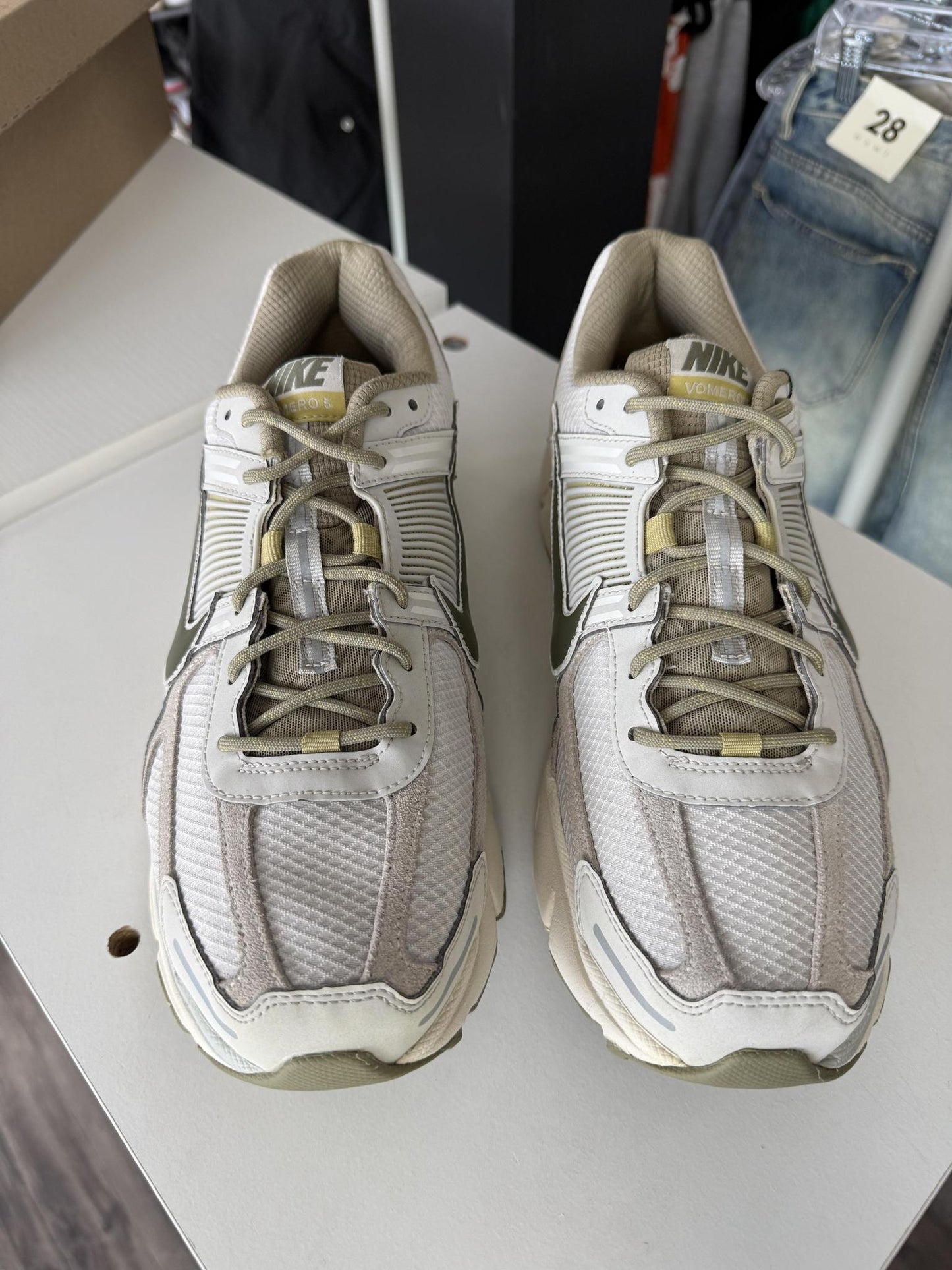 Nike Vomero 5 "Olive" Used Size 11.5