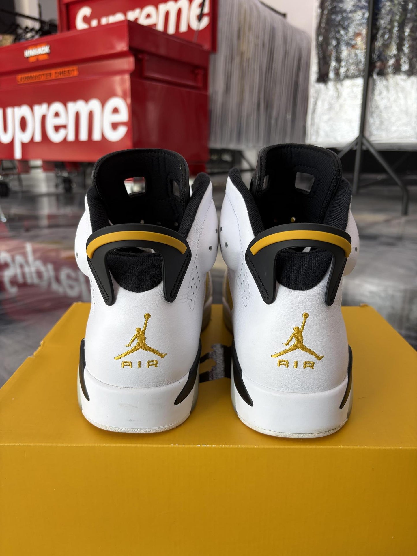 Jordan 6 "Yellow Ochre" Used Size 10.5