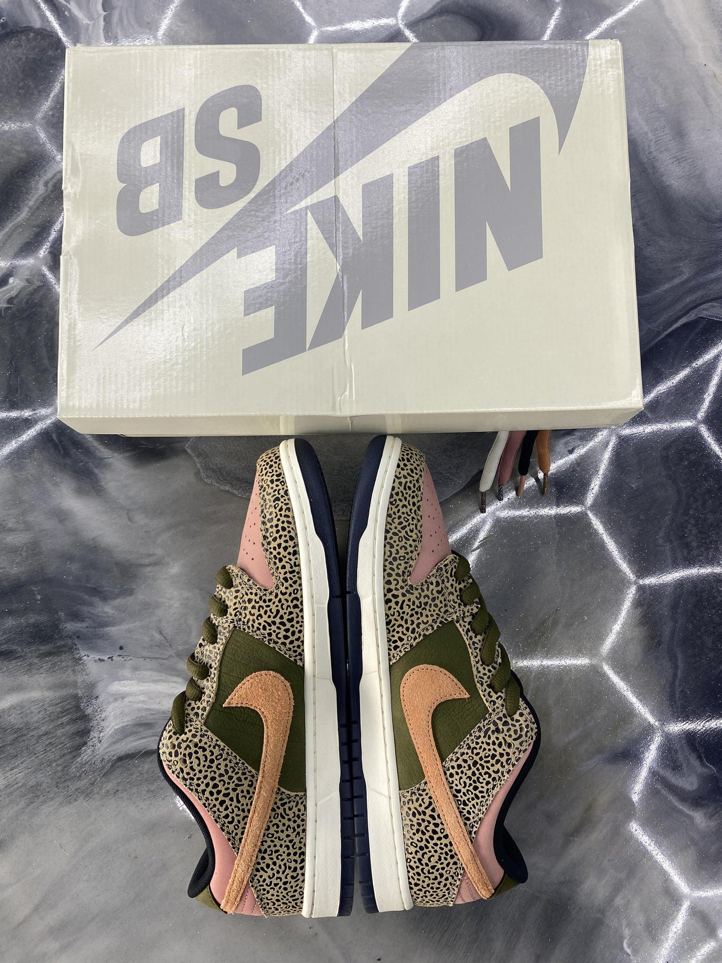Nike SB Dunk Low "Arts Rec" Used