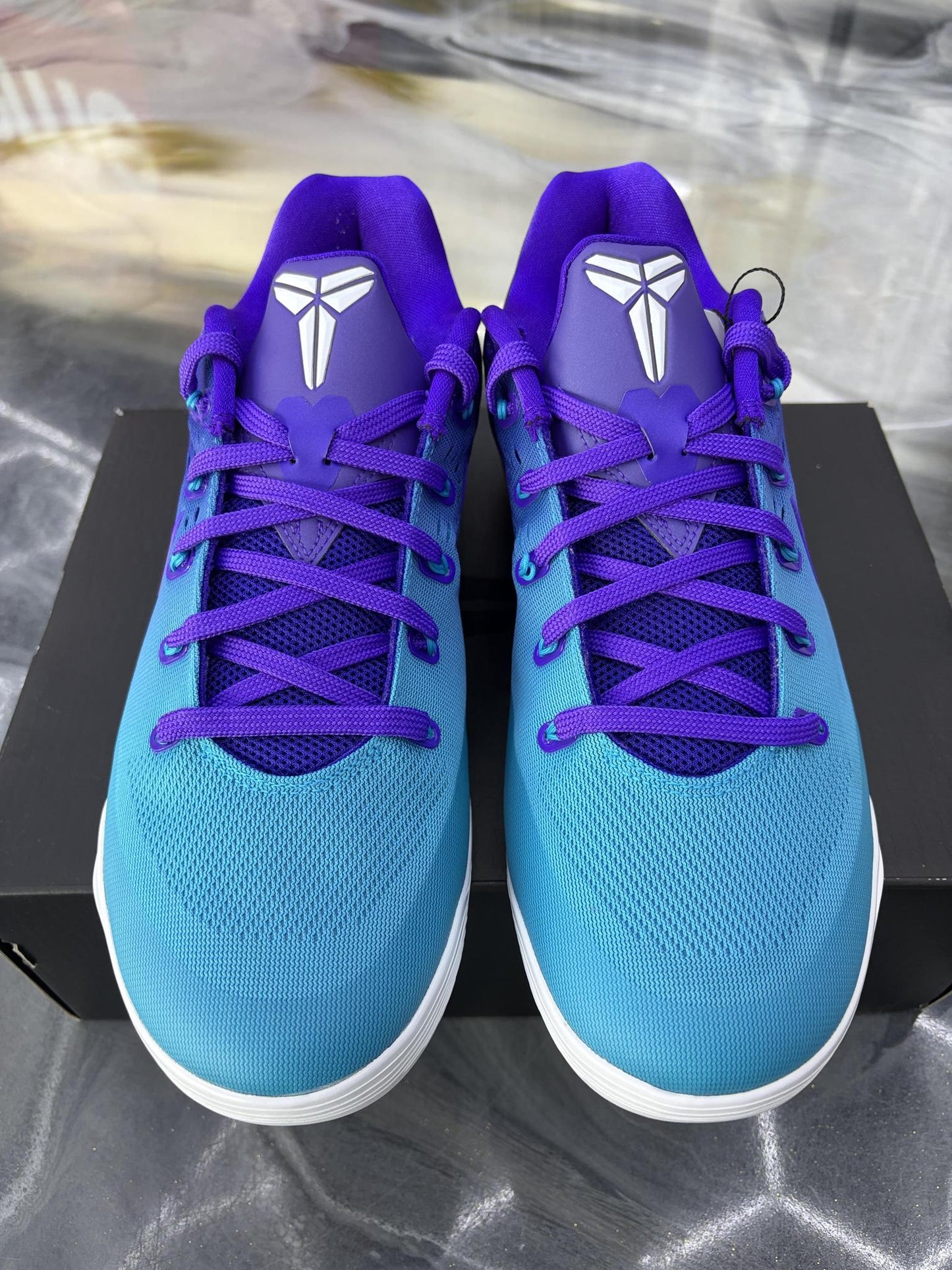 Nike Kobe 9 Elite Low "Hornets" Used Size 11