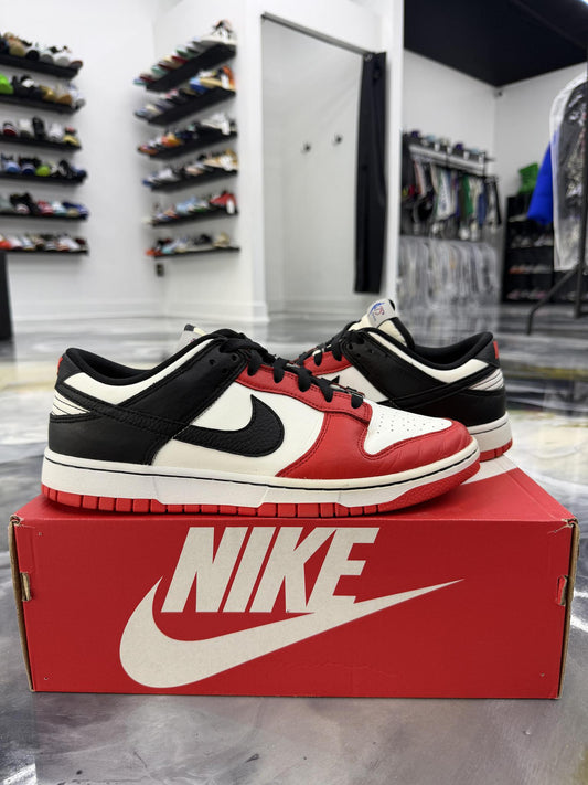 Nike Dunk Low Chicago Split Used Size 10