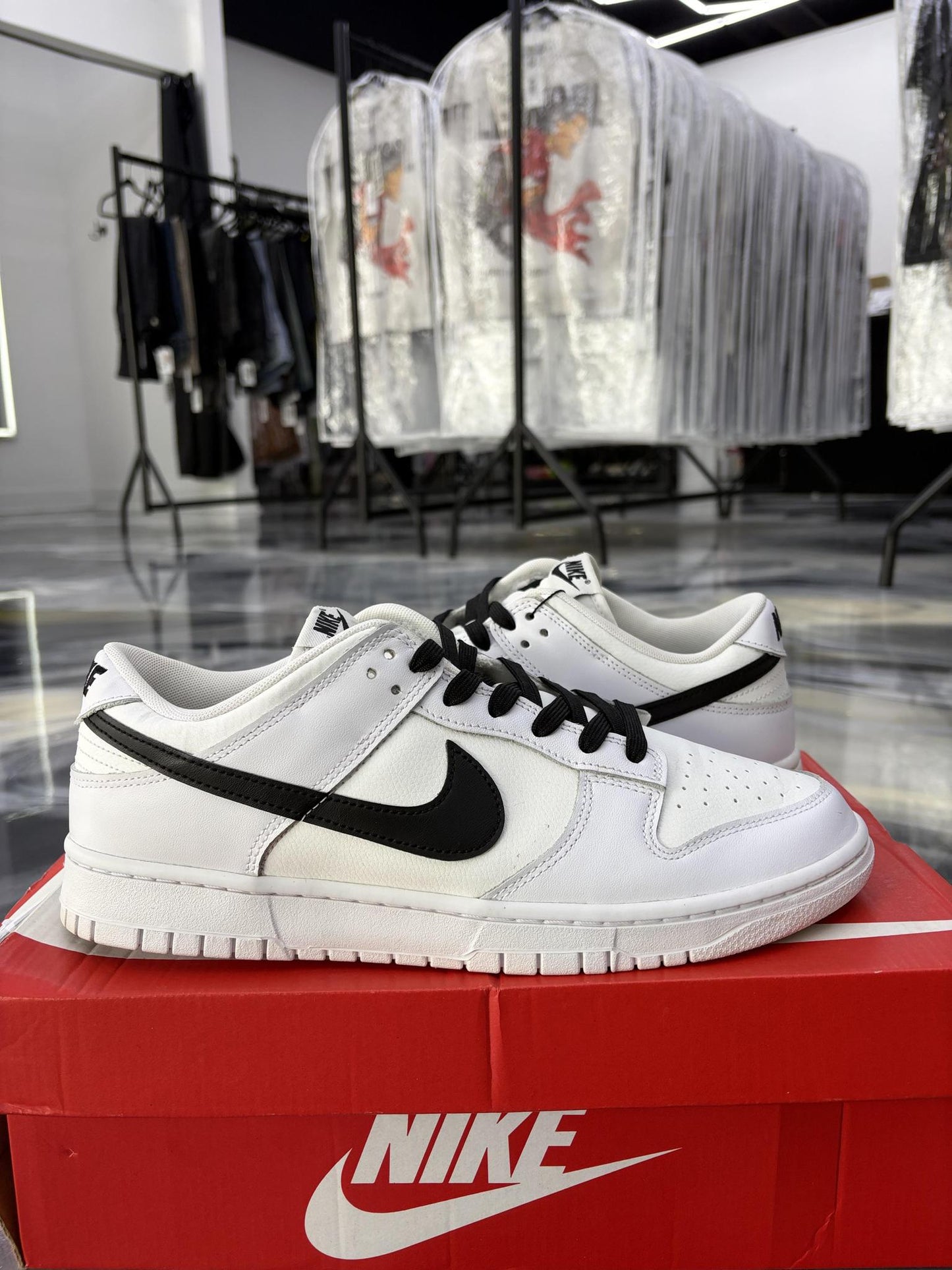 Nike Dunk Low "Reverse Panda" Used Size 10.5