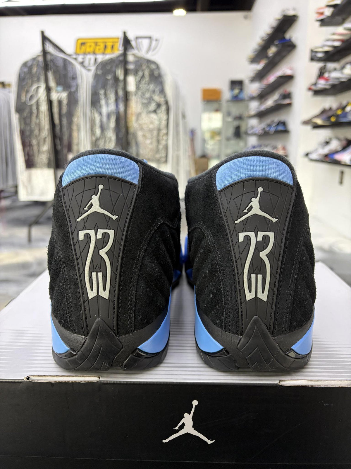 Jordan 14 "Black University Blue" Used Size 10